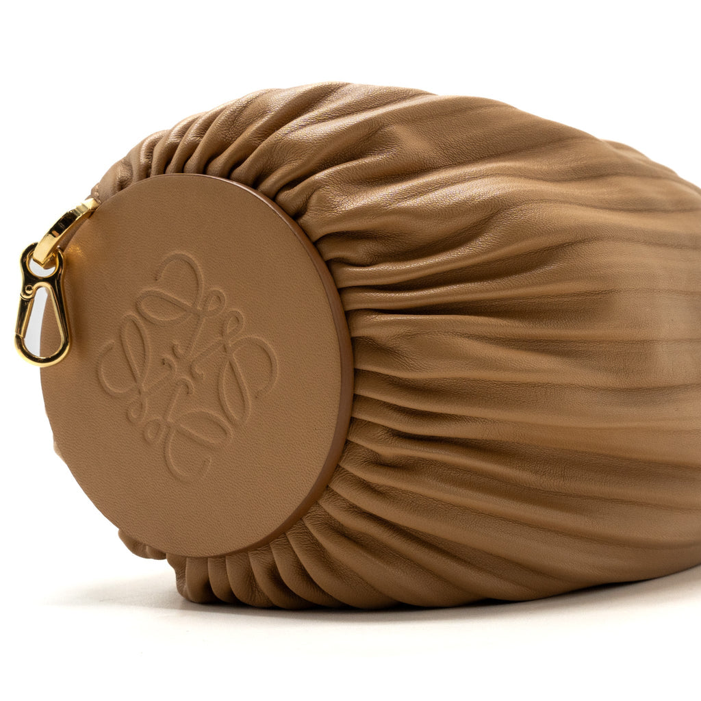loewe-bracelet-pouch-nappa-lambskin-beige-ghw