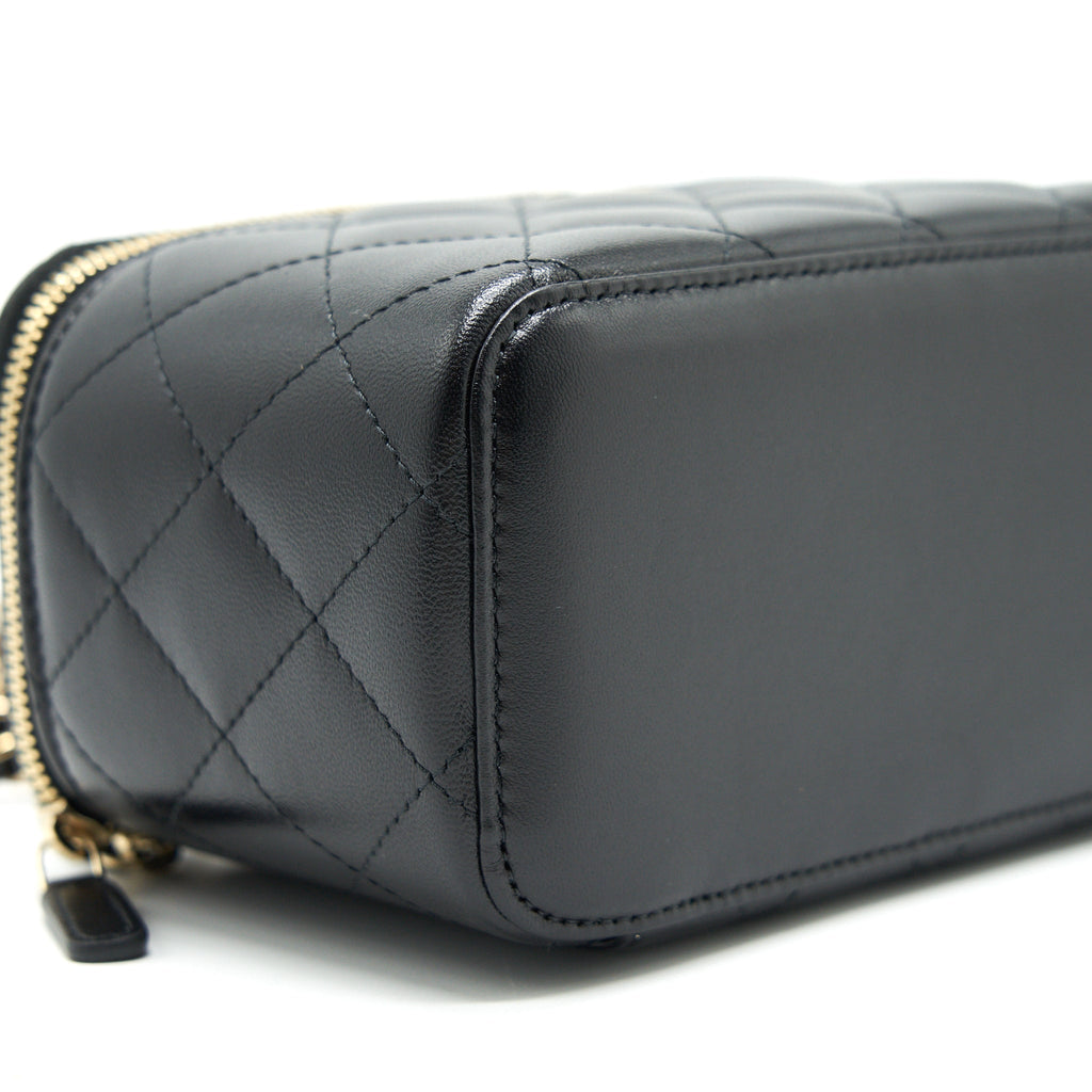 chanel-small-long-vanity-lambskin-black