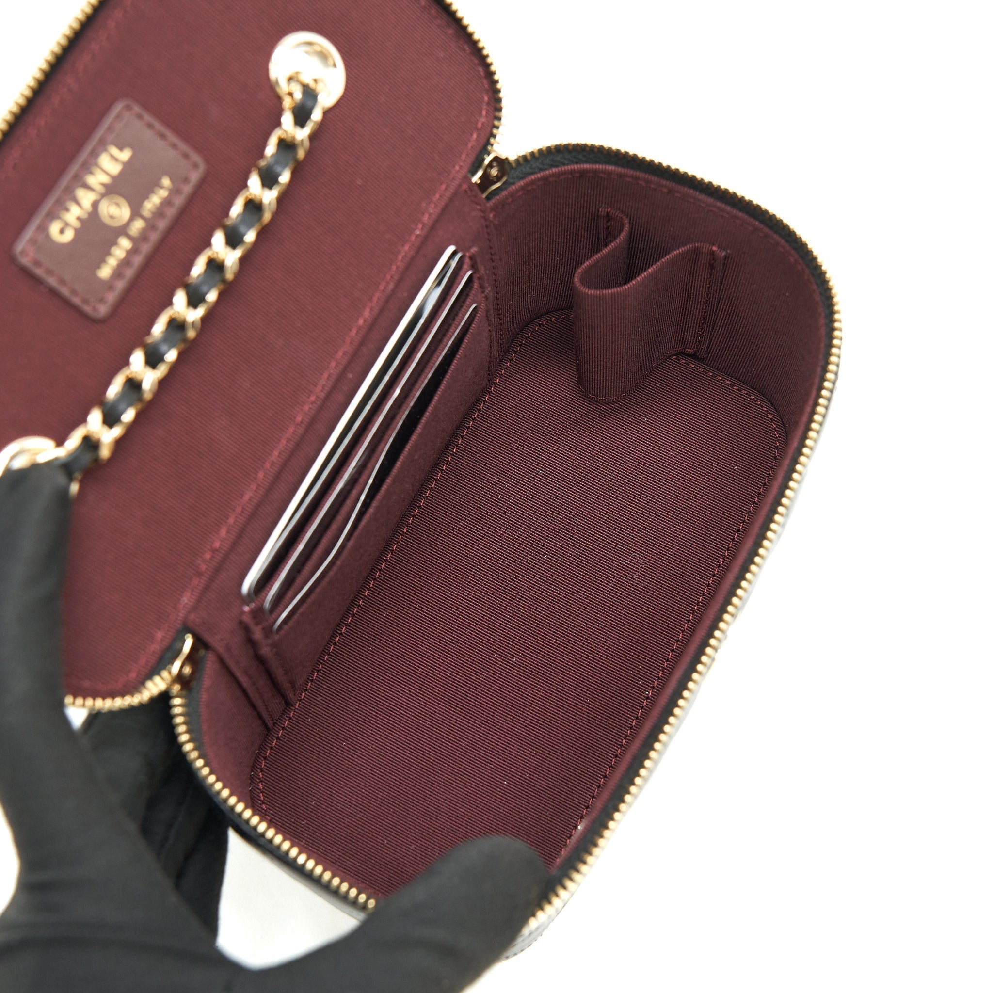 chanel-small-long-vanity-lambskin-black