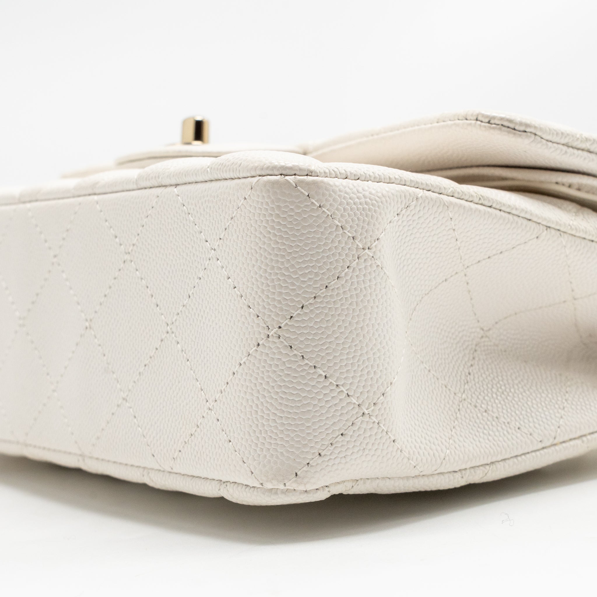 chanel-cf-white