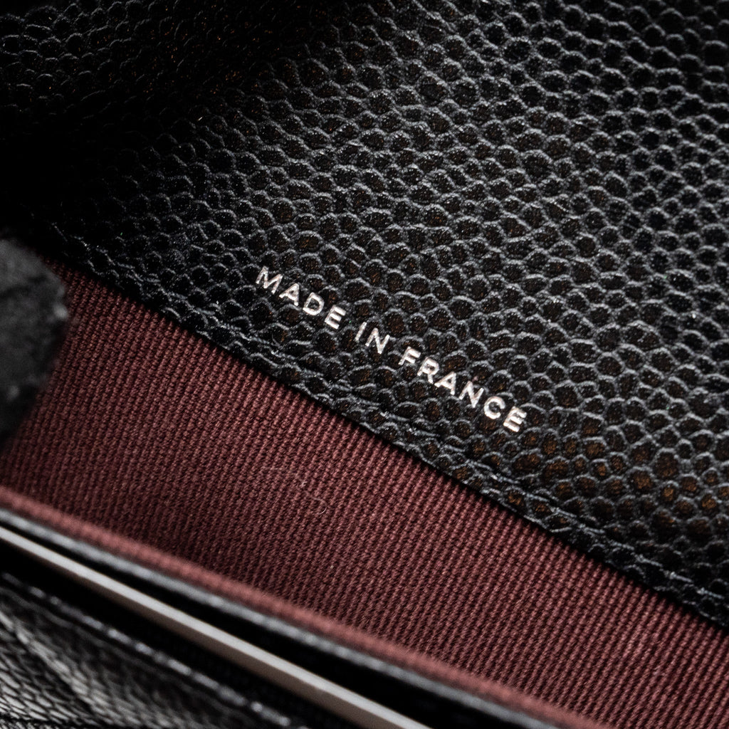 chanel-classic-flap-card-holder-caviar-black-shw-microchip-1