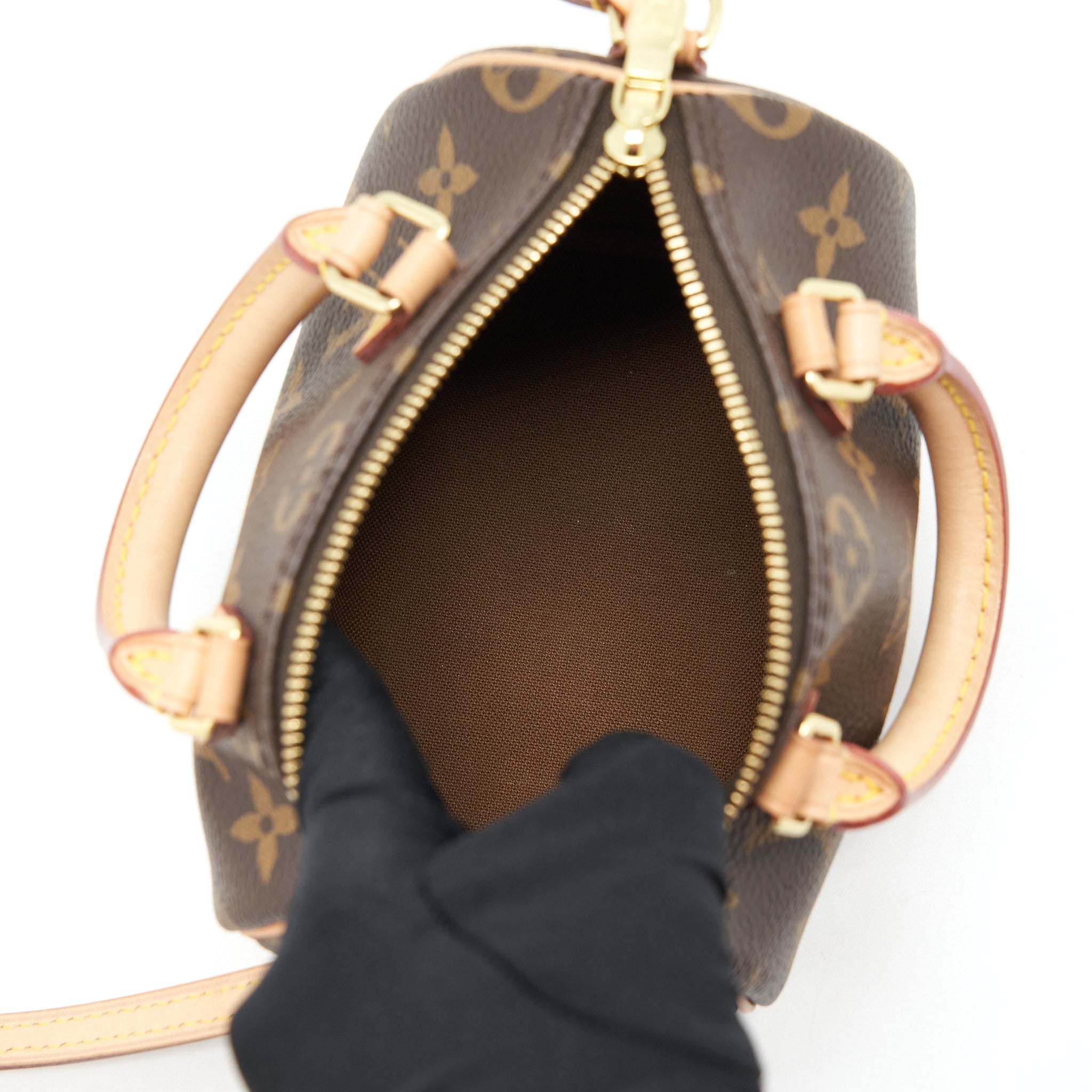 louis-vuitton-nano-speedy-monogram-canvas-ghw-1