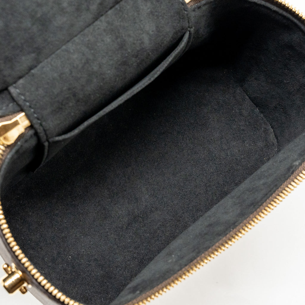 louis-vuitton-vanity-pm-monogram-canvas-ghw-3