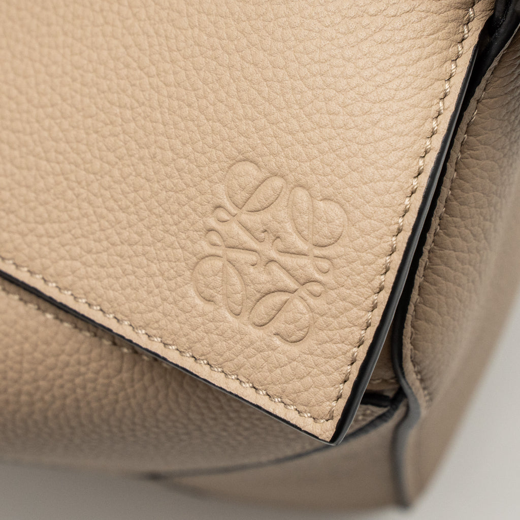 loewe-medium-puzzle-bag-soft-grained-calfskin-sand-ghw