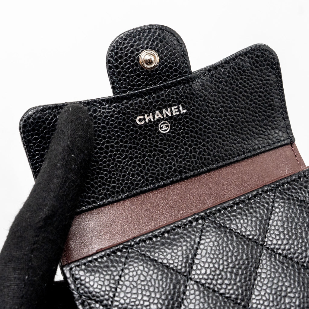 chanel-small-classic-flap-wallet-caviar-black-shw-microchip