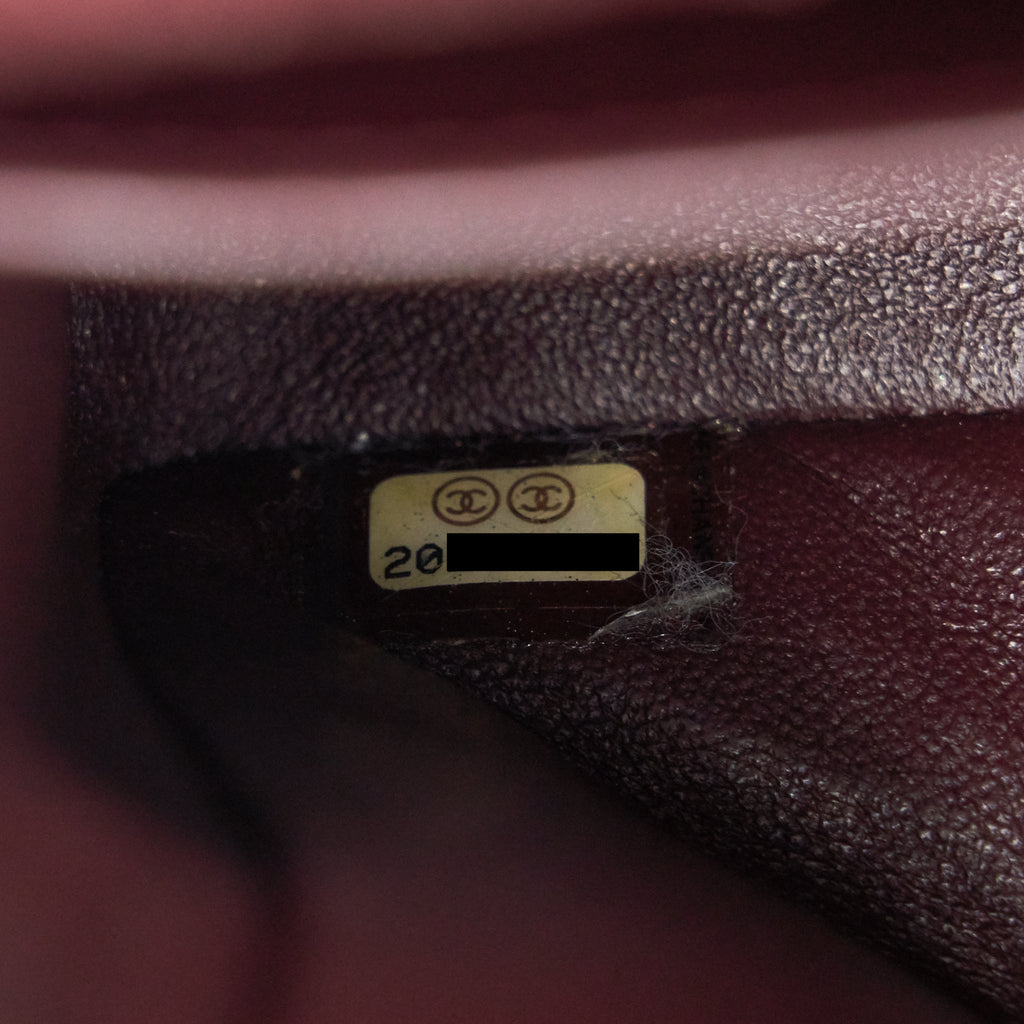 chanel-medium-classic-double-flap-cavier-shw
