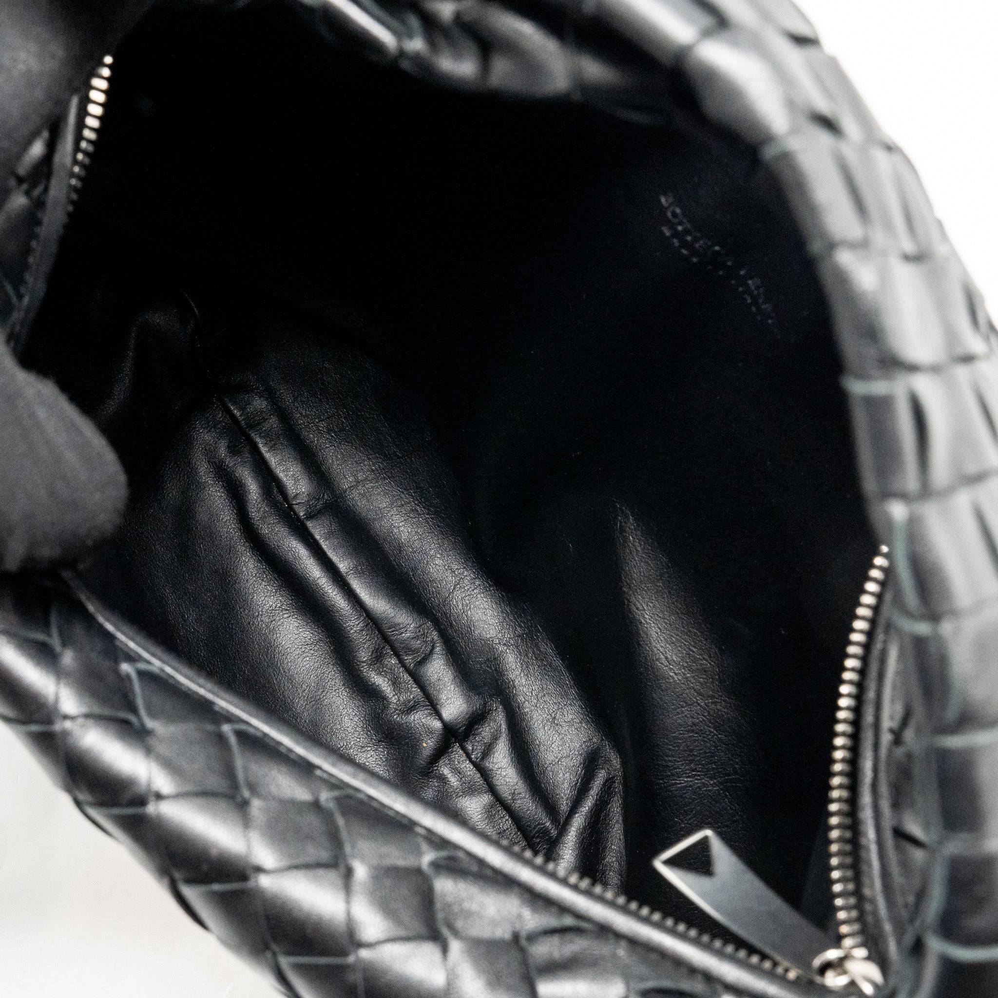 bottega-veneta-small-jodie-lambskin-black-shw-1