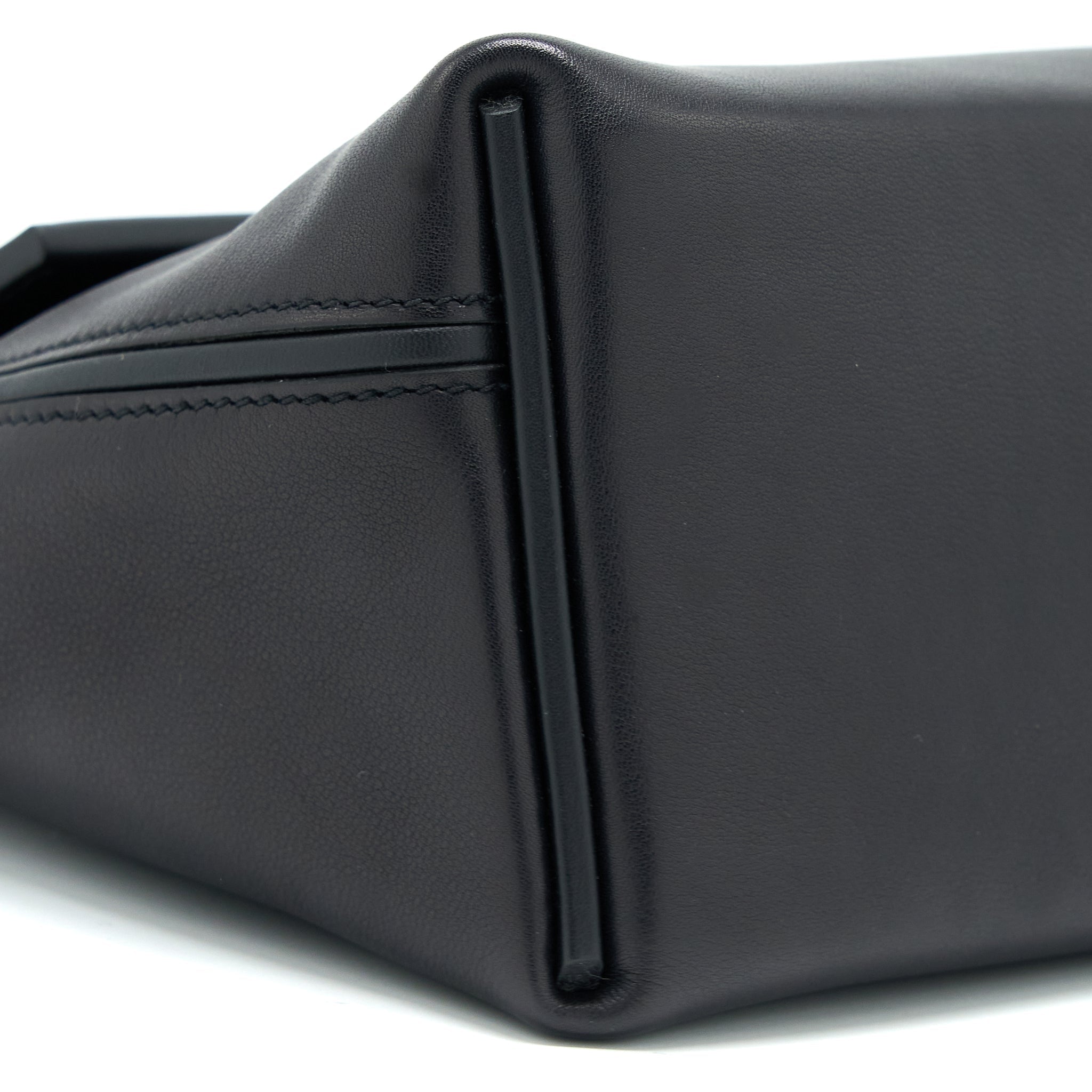 hermes-mini-24-24-2424-21-swift-volupto-black-ghw-stamp-z