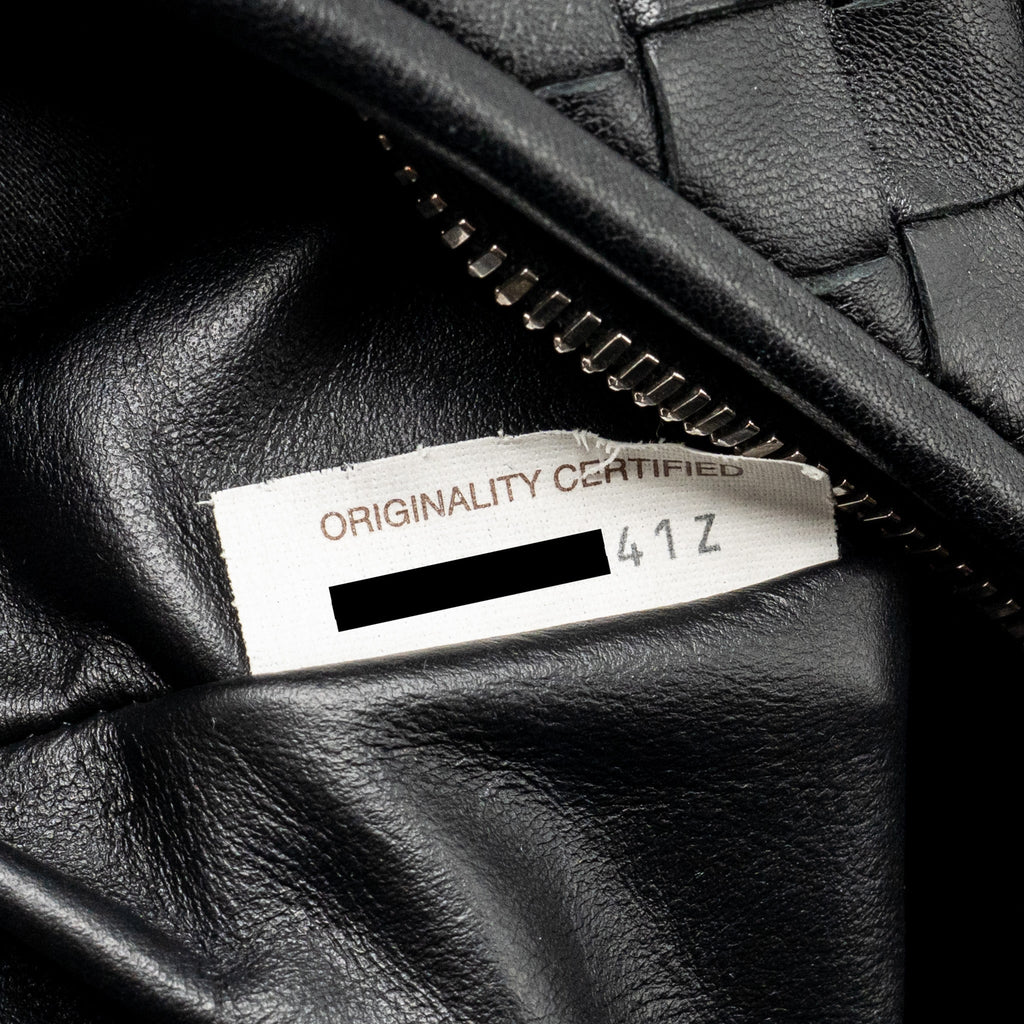 bottega-veneta-small-jodie-lambskin-black-shw-1