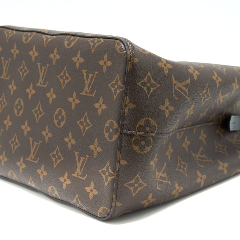louis-vuitton-neonoe-monogram-canvas-ghw