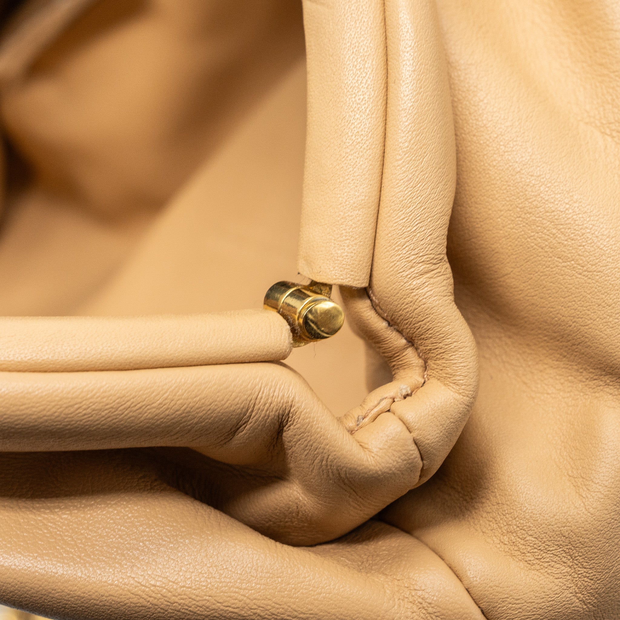bottega-veneta-the-mini-pouch-belt-bag-calfskin-beige-ghw