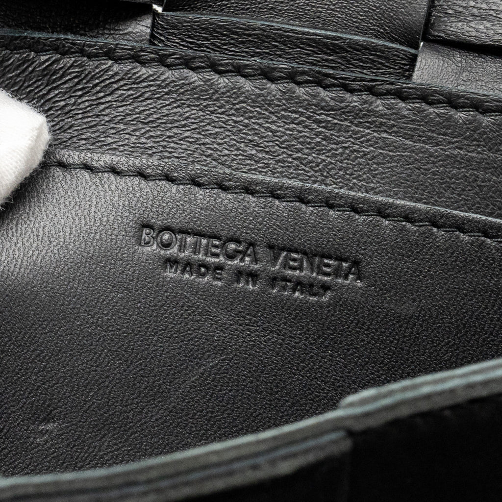 bottega-veneta-small-cassette-bag-lambskin-black-ghw
