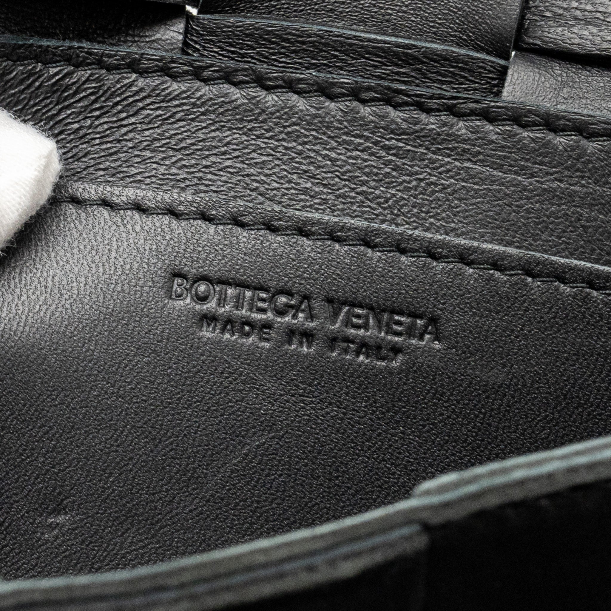 bottega-veneta-small-cassette-bag-lambskin-black-ghw