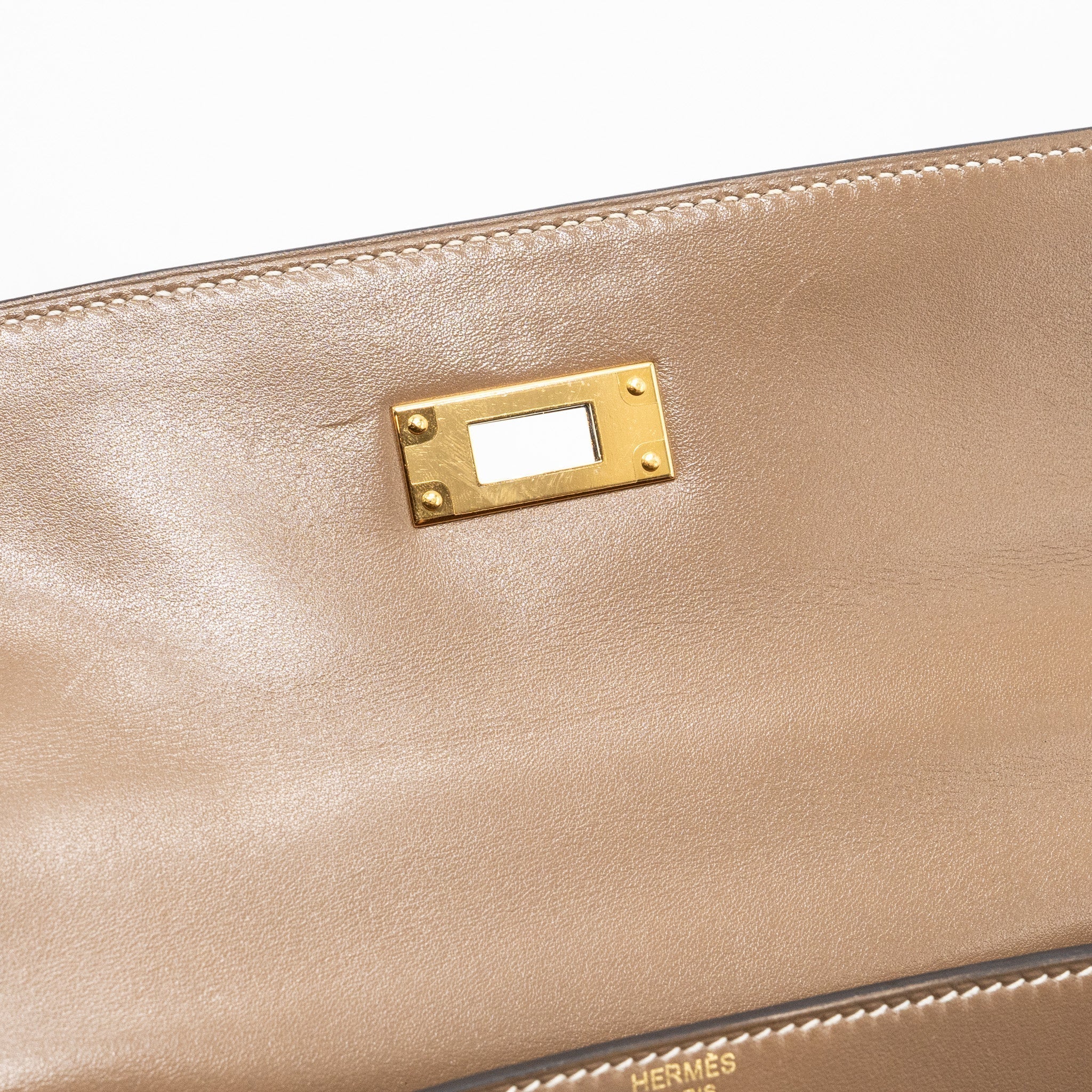 hermes-kelly-28-tadelakt-etoupe-ghw-stamp-a