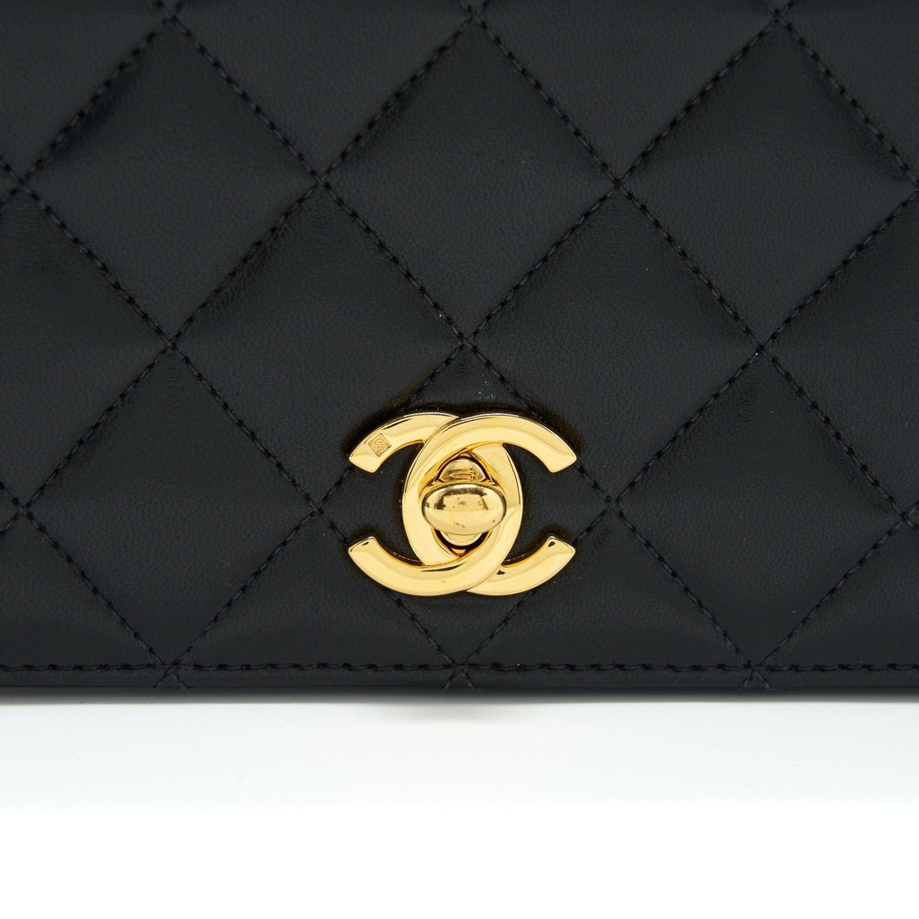 chanel-vintage-quilted-mini-flap-bag-with-chain-lambskin-black-ghw