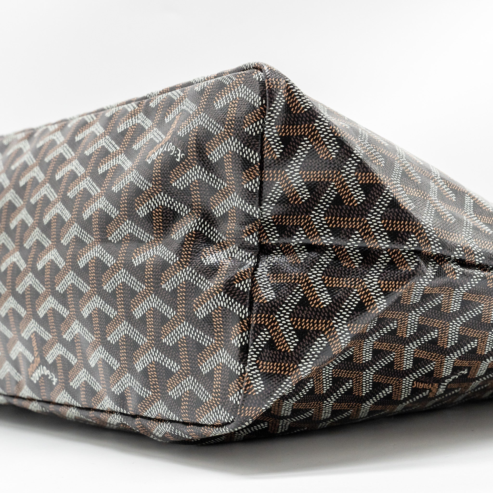 goyard-saint-louis-pm-tote-bag-goyardine-canvas-calfskin-black-shw-3