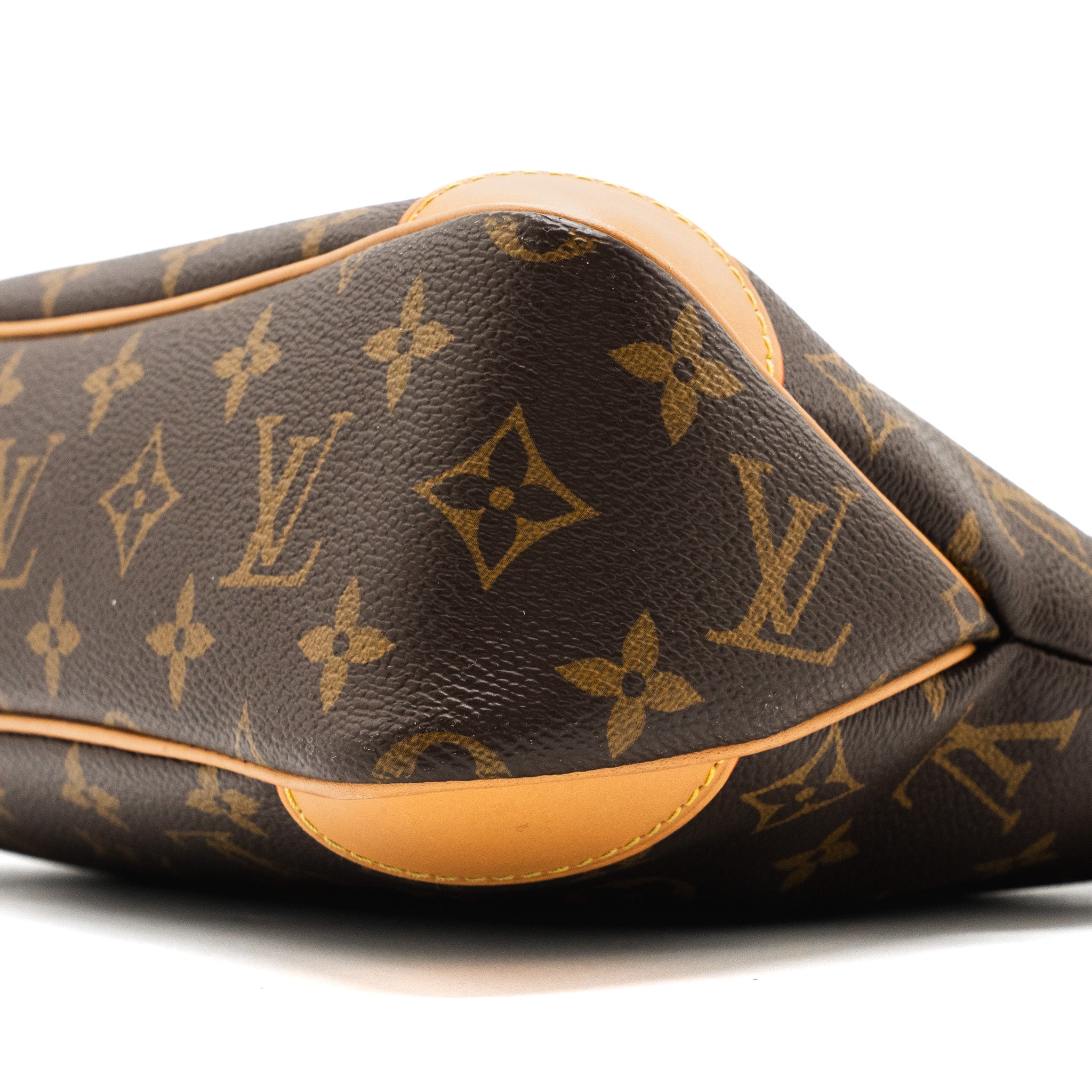 louis-vuitton-odeon-pm-bag-monogram-canvas-ghw