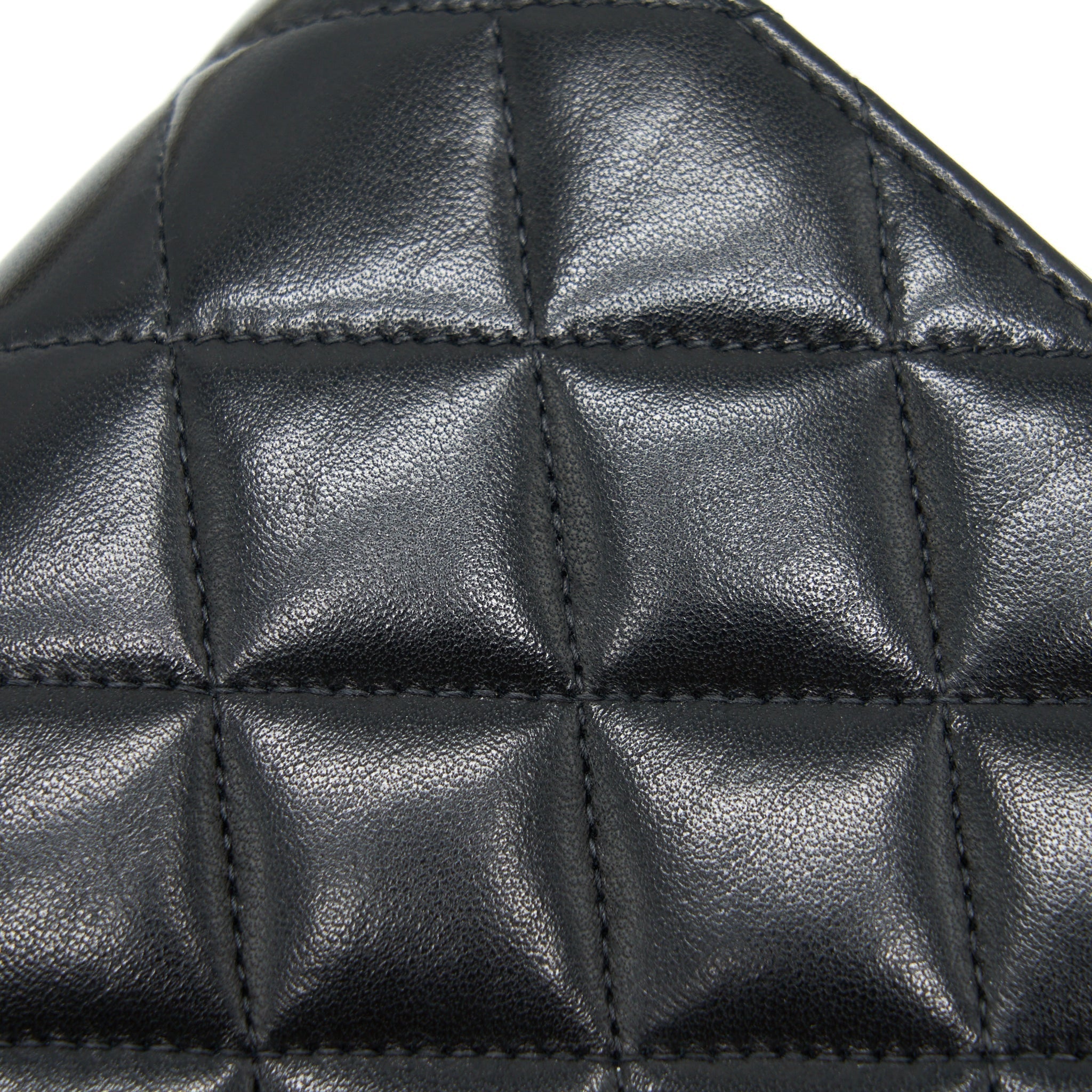 chanel-vintage-quilted-mini-flap-bag-with-chain-lambskin-black-ghw