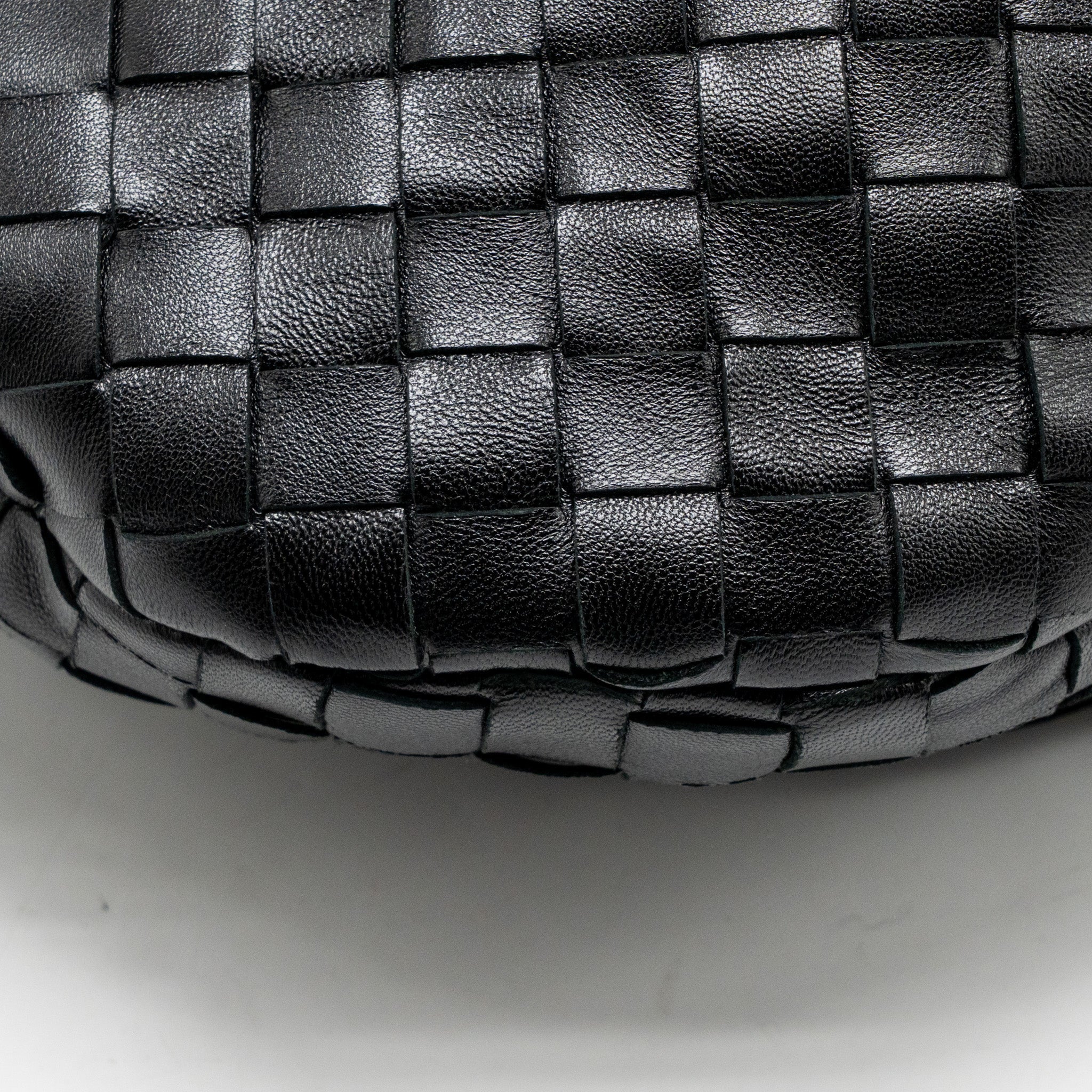 bottega-veneta-small-jodie-intrecciato-leather-black-shw