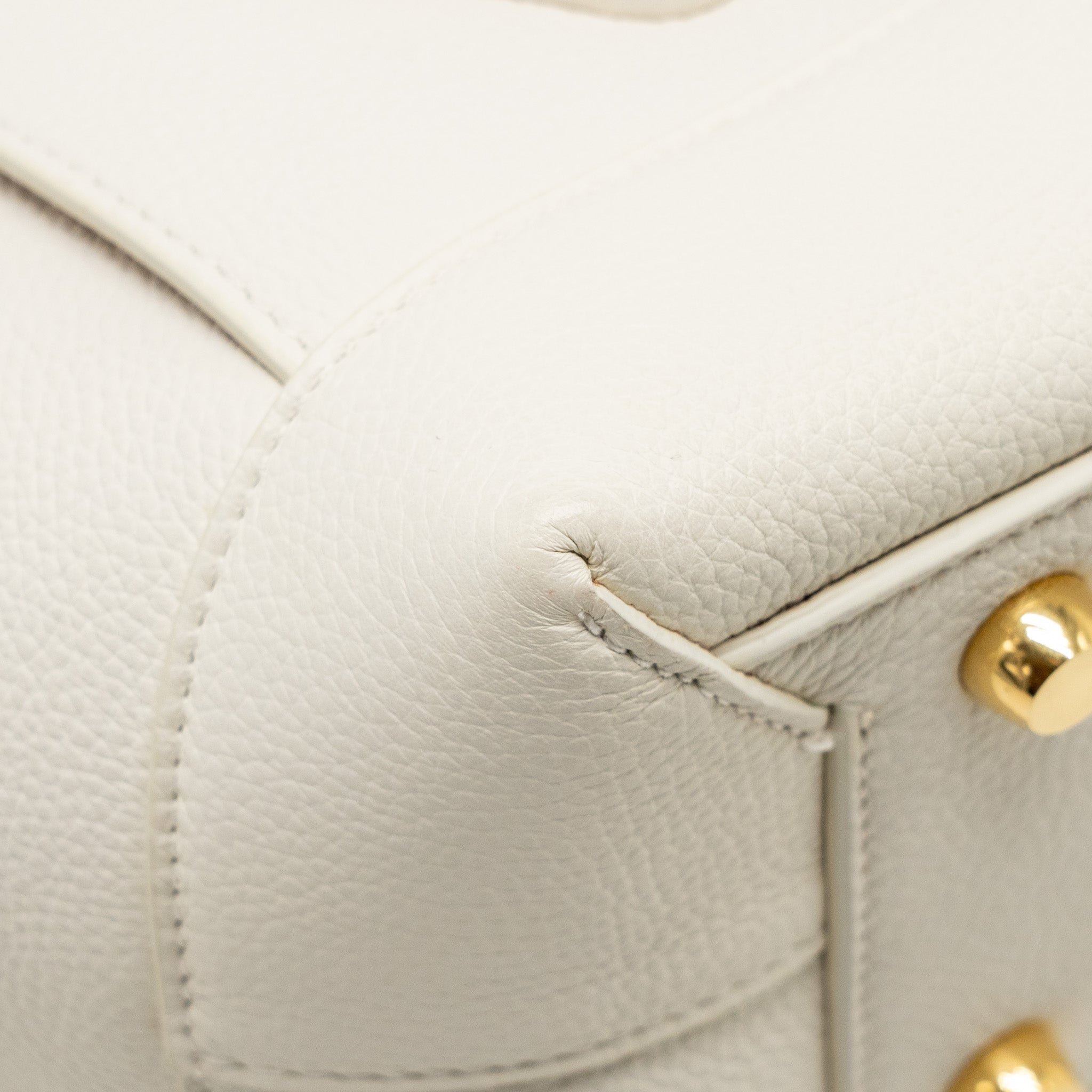 bottega-veneta-large-arco-tote-bag-grained-calfskin-white-ghw