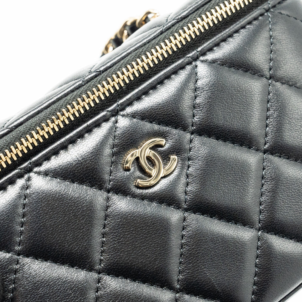 chanel-long-vanity-with-chain-lambskin-black-lghw-2