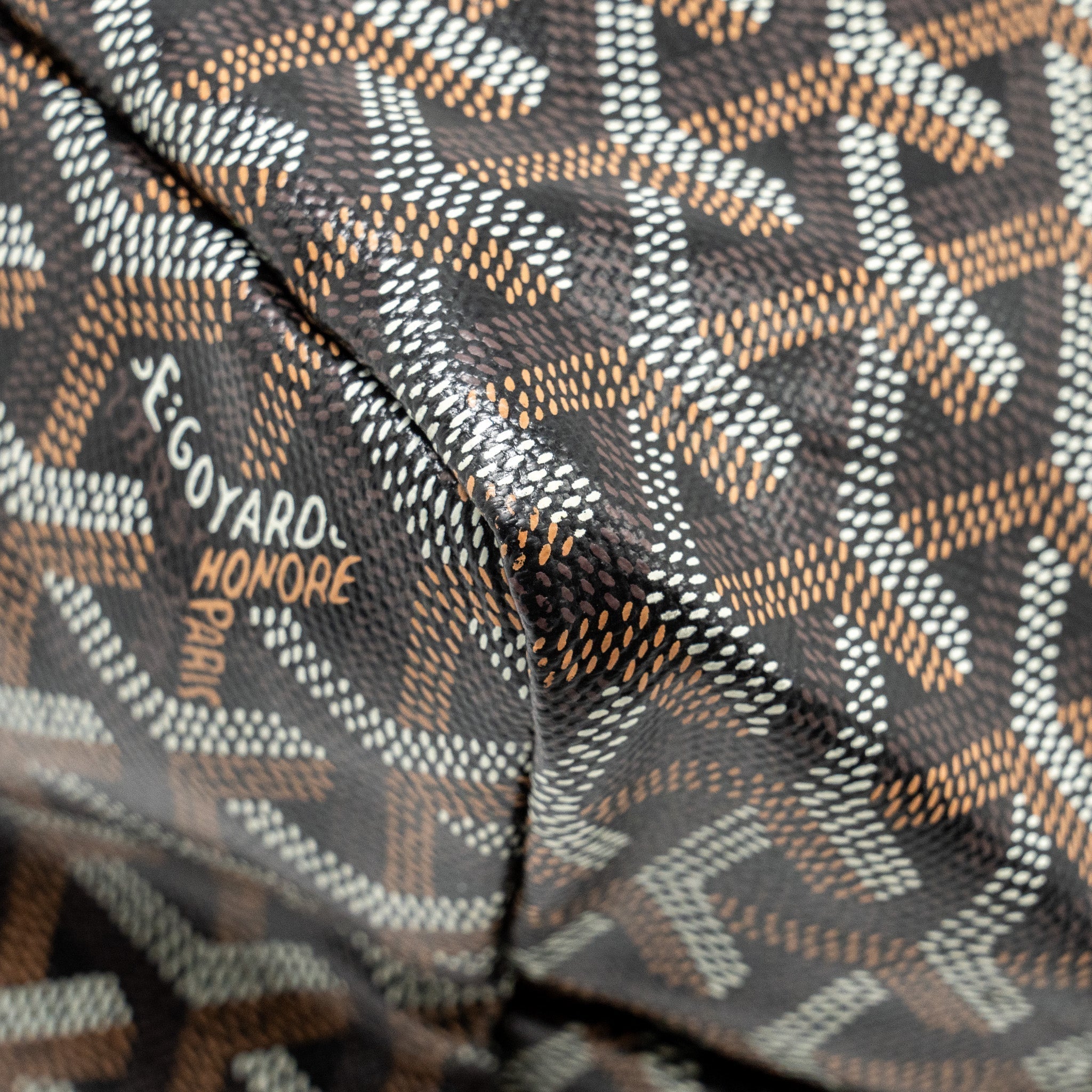 goyard-saint-louis-pm-tote-bag-goyardine-canvas-calfskin-black-shw-3
