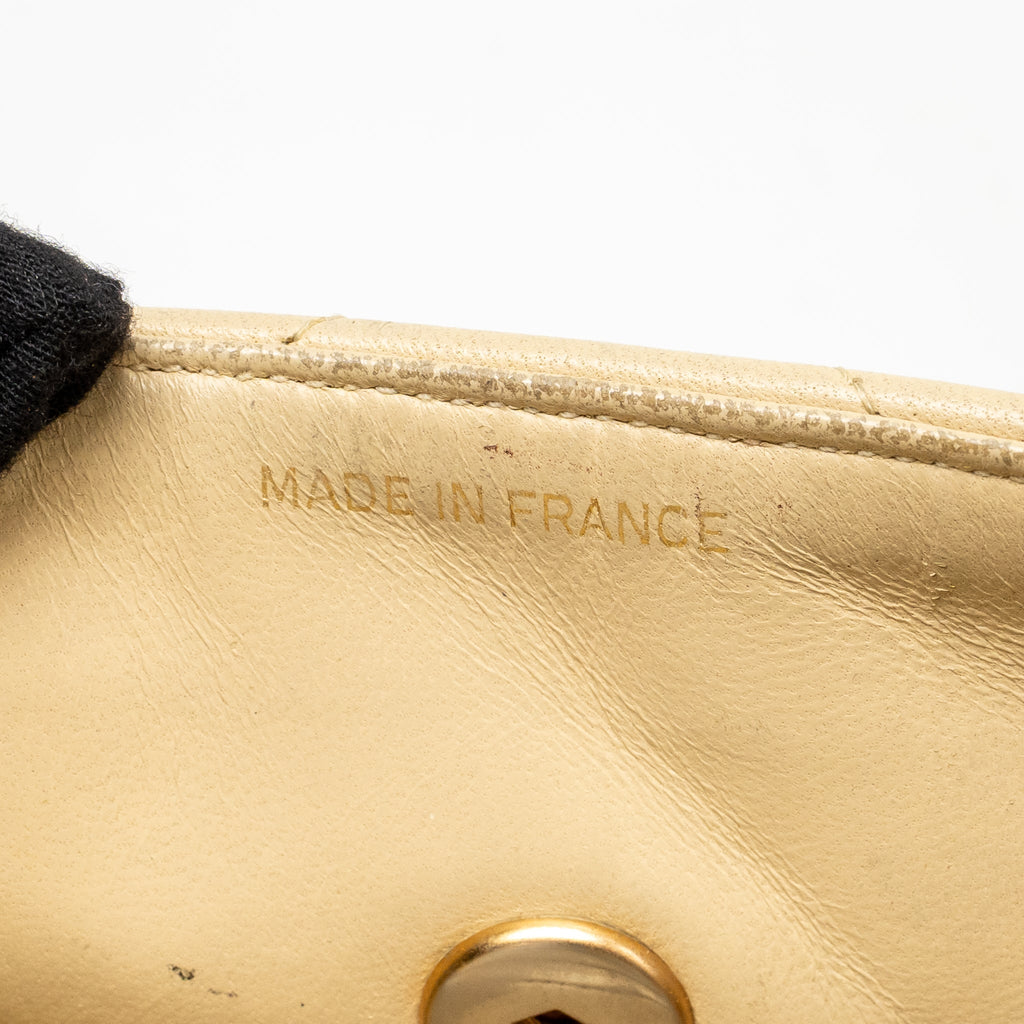 chanel-vintage-quilted-envelope-flap-bag-lambskin-beige-black-ghw