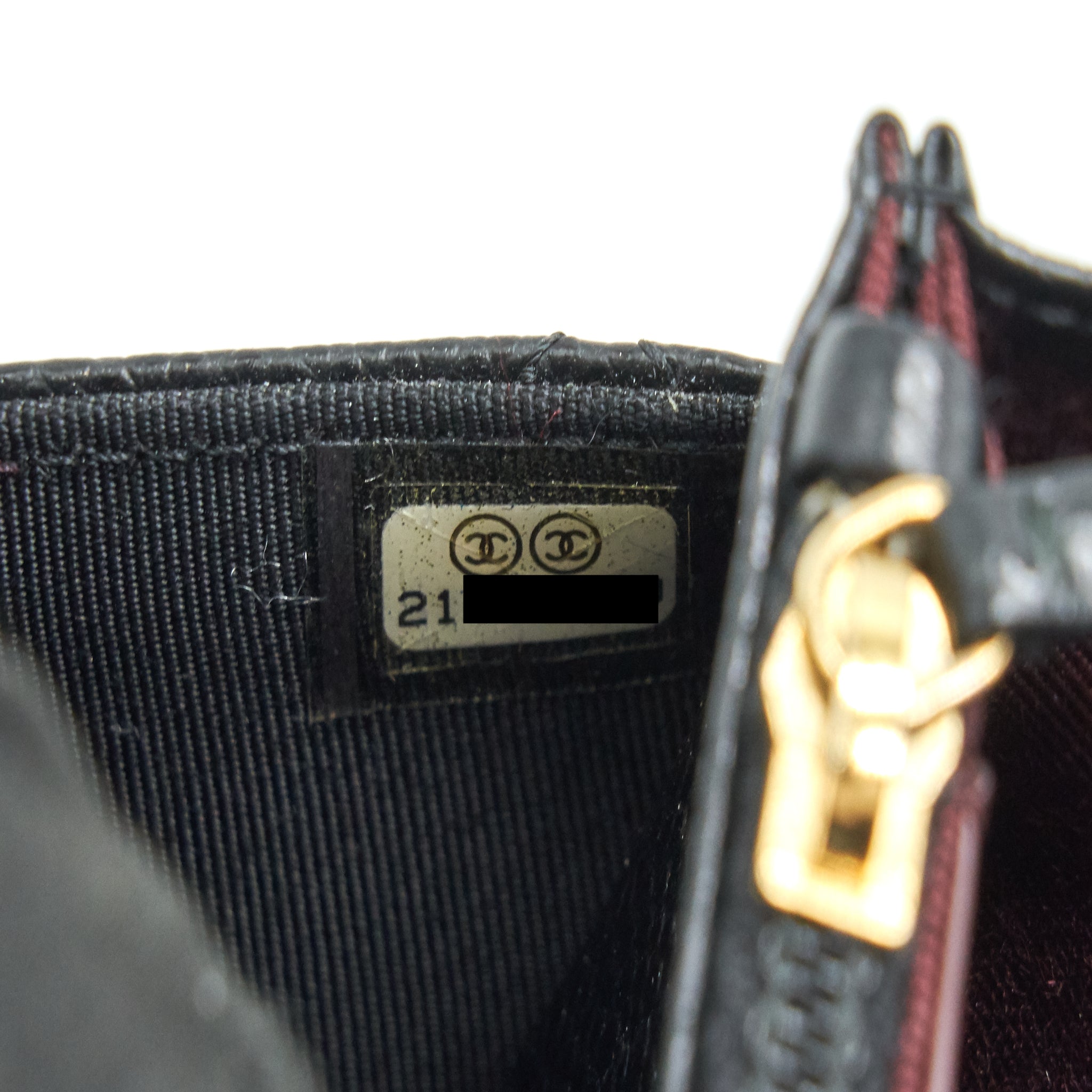 chanel-wallet-on-chain-cavier-black-with-ghw-2