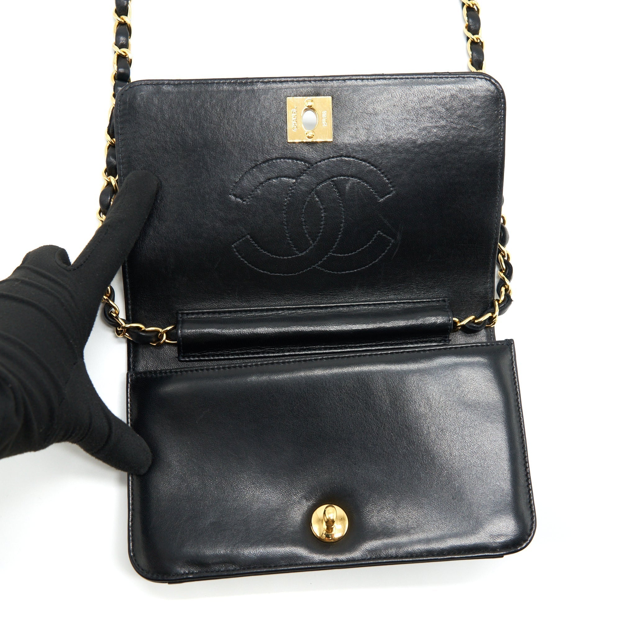chanel-vintage-quilted-mini-flap-bag-with-chain-lambskin-black-ghw