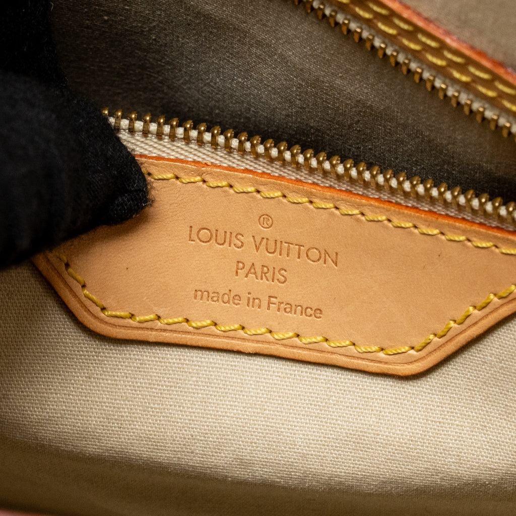 louis-vuitton-vernis-brea-mm-patent-monogram-light-beige-ghw