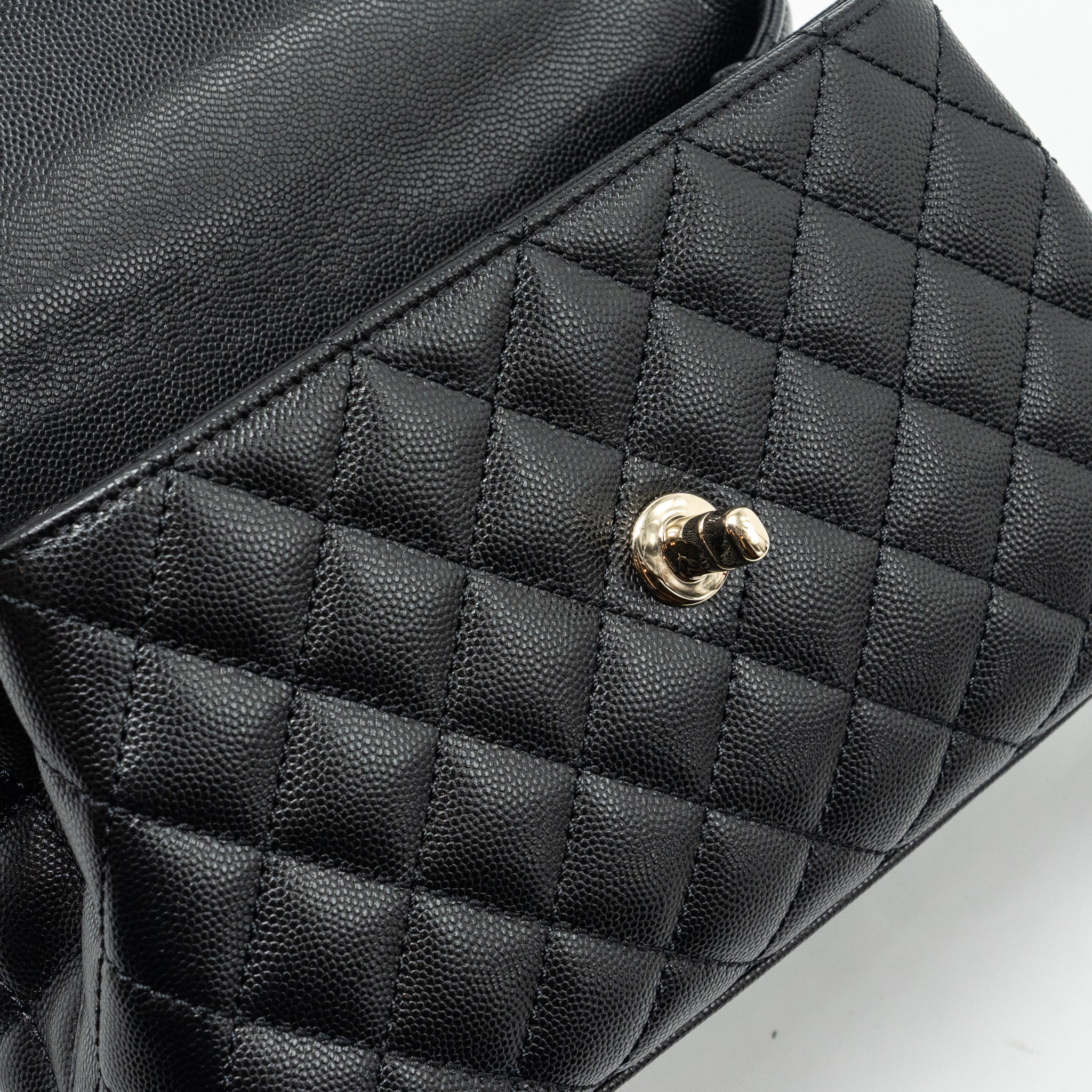 chanel-small-coco-handle-caviar-black-lghw-microchip-15