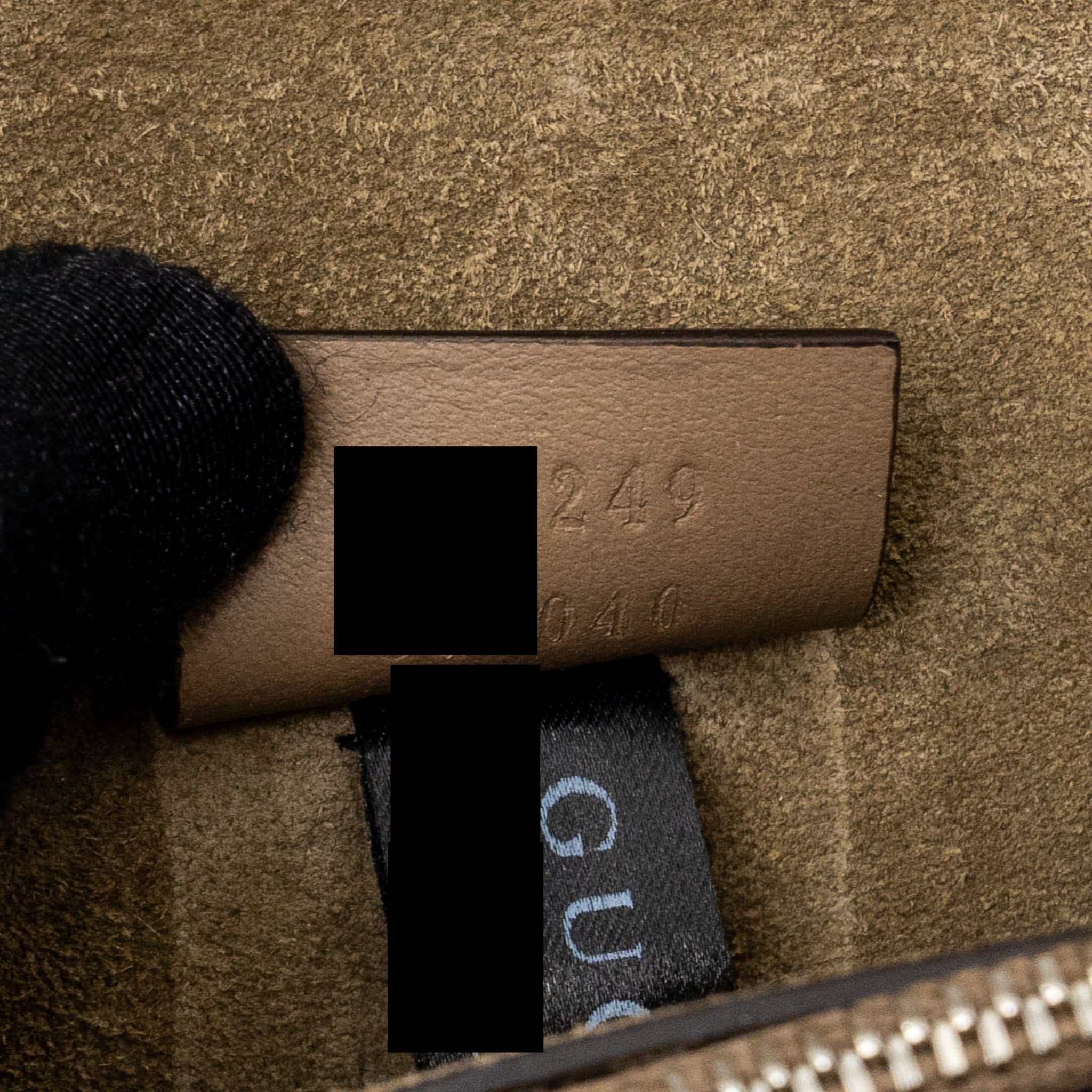 gucci-dionysus-shoulder-bag-gg-supreme-canvas-suede-leather-beige-shw-1