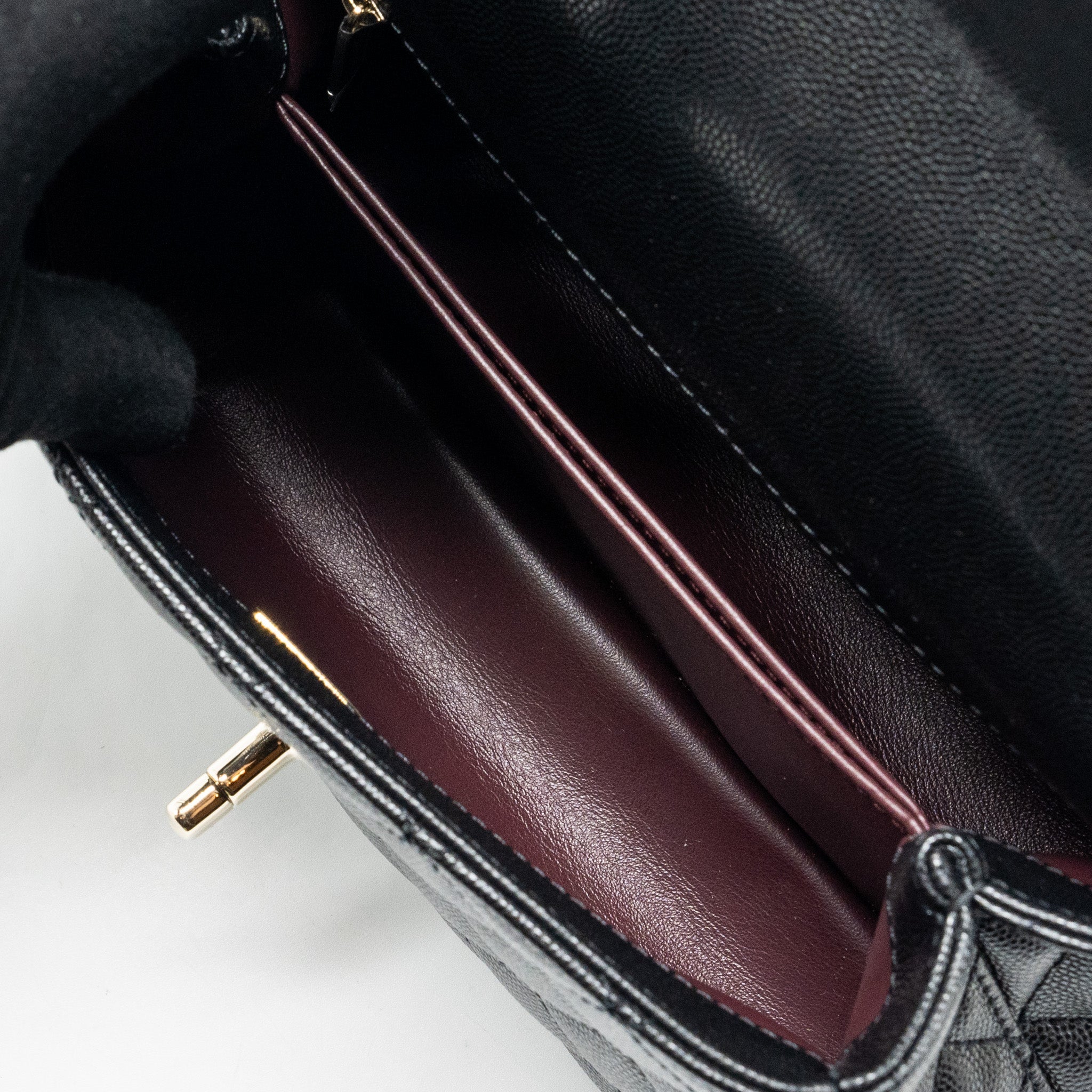 chanel-small-coco-handle-caviar-black-lghw-microchip-15