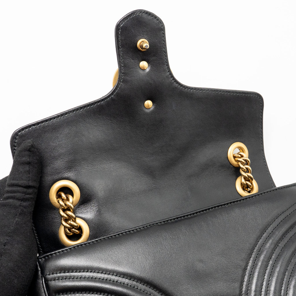 gucci-medium-gg-marmont-shoulder-bag-calfskin-black-ghw-1