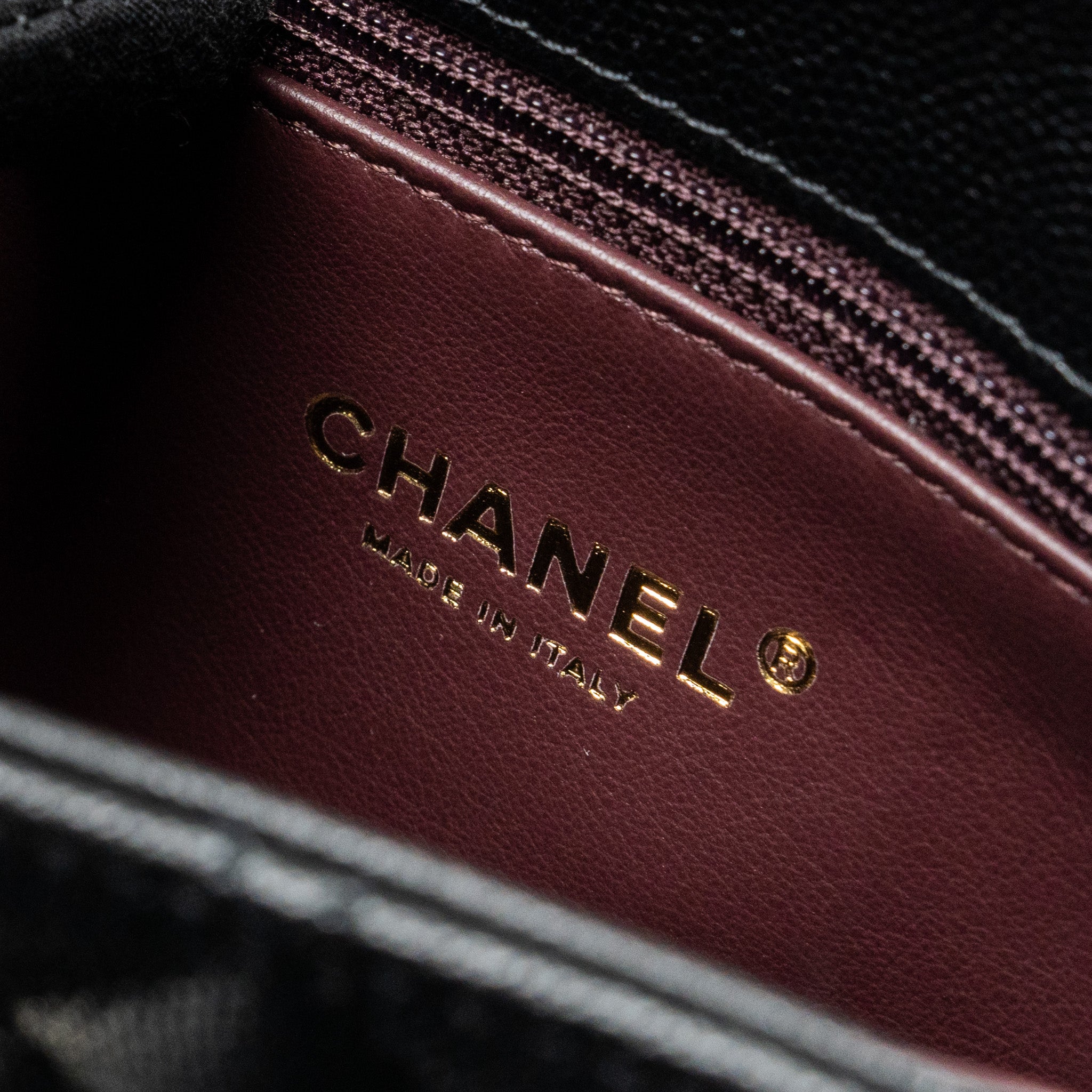 chanel-small-coco-handle-caviar-black-lghw-microchip-15