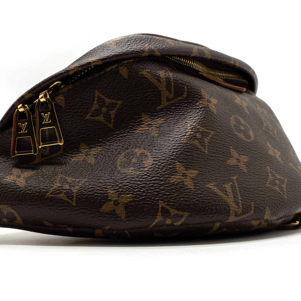 louis-vuitton-bumbag-monogram-canvas-ghw-1