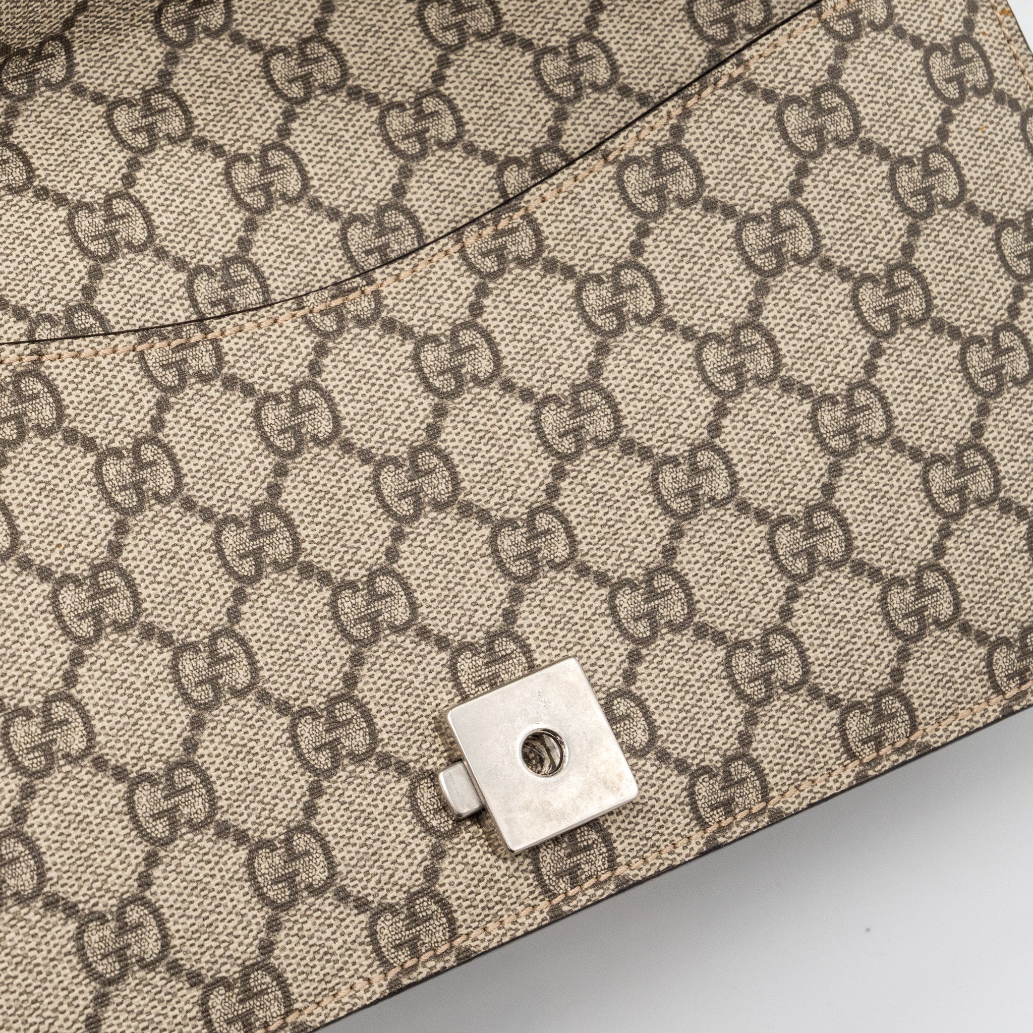 gucci-dionysus-shoulder-bag-gg-supreme-canvas-suede-leather-beige-shw-1