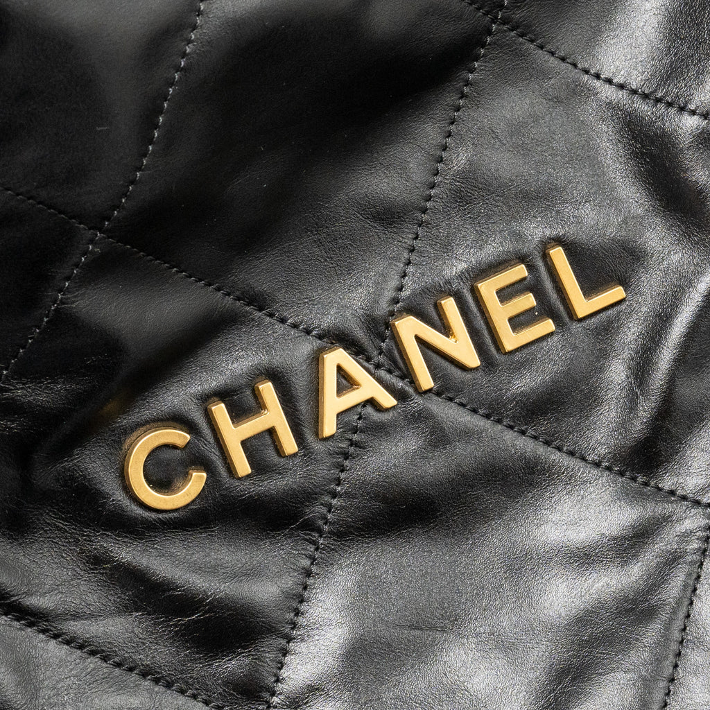 chanel-small-22-bag-shiny-calfskin-black-ghw-microchip-4