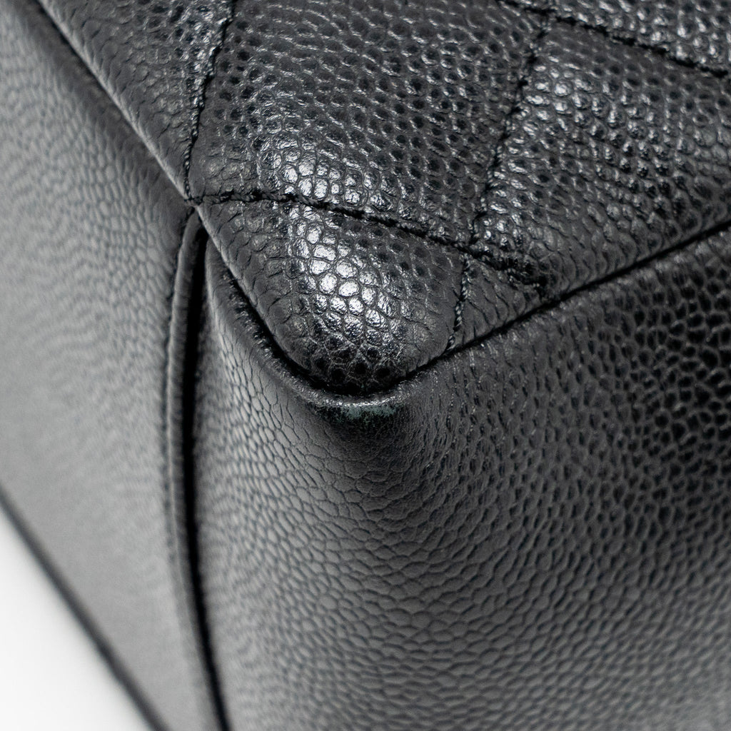 chanel-grand-shopping-tote-gst-caviar-black-ghw-3