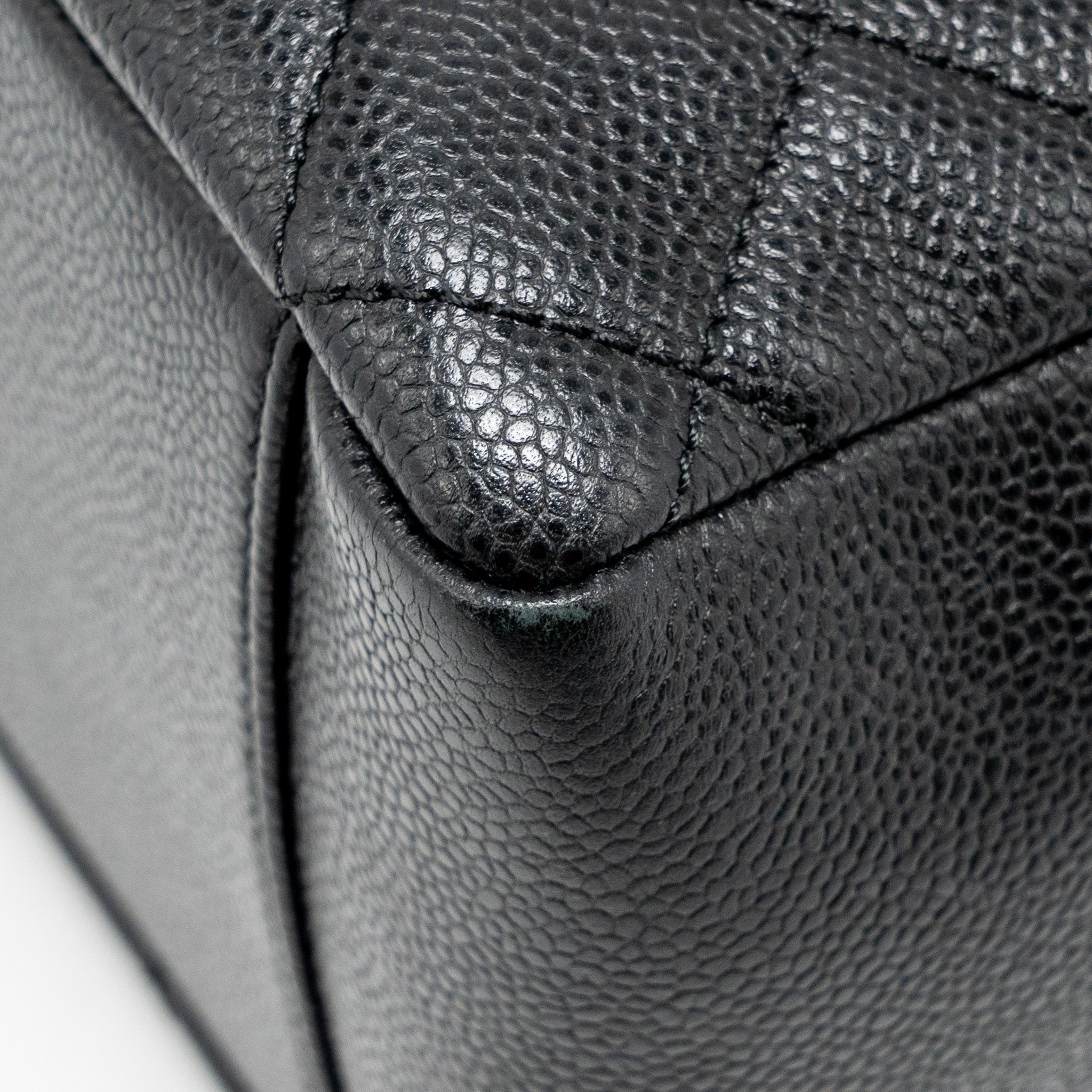 chanel-grand-shopping-tote-gst-caviar-black-ghw-3
