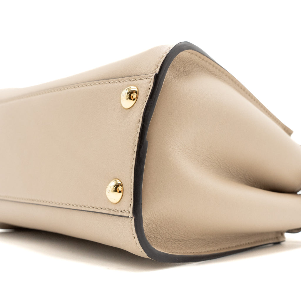 fendi-peekaboo-mini-calfskin-beige-ghw