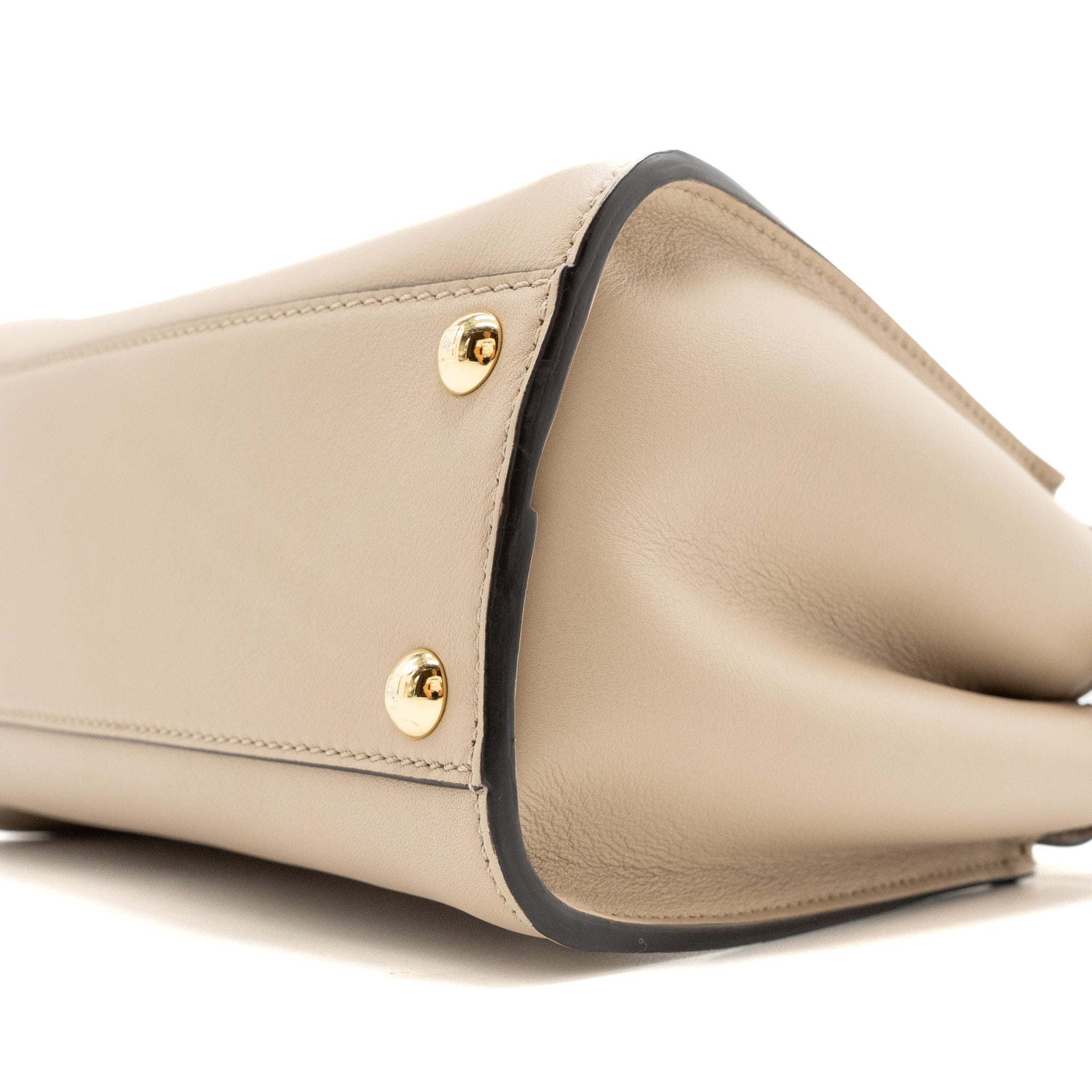 fendi-peekaboo-mini-calfskin-beige-ghw