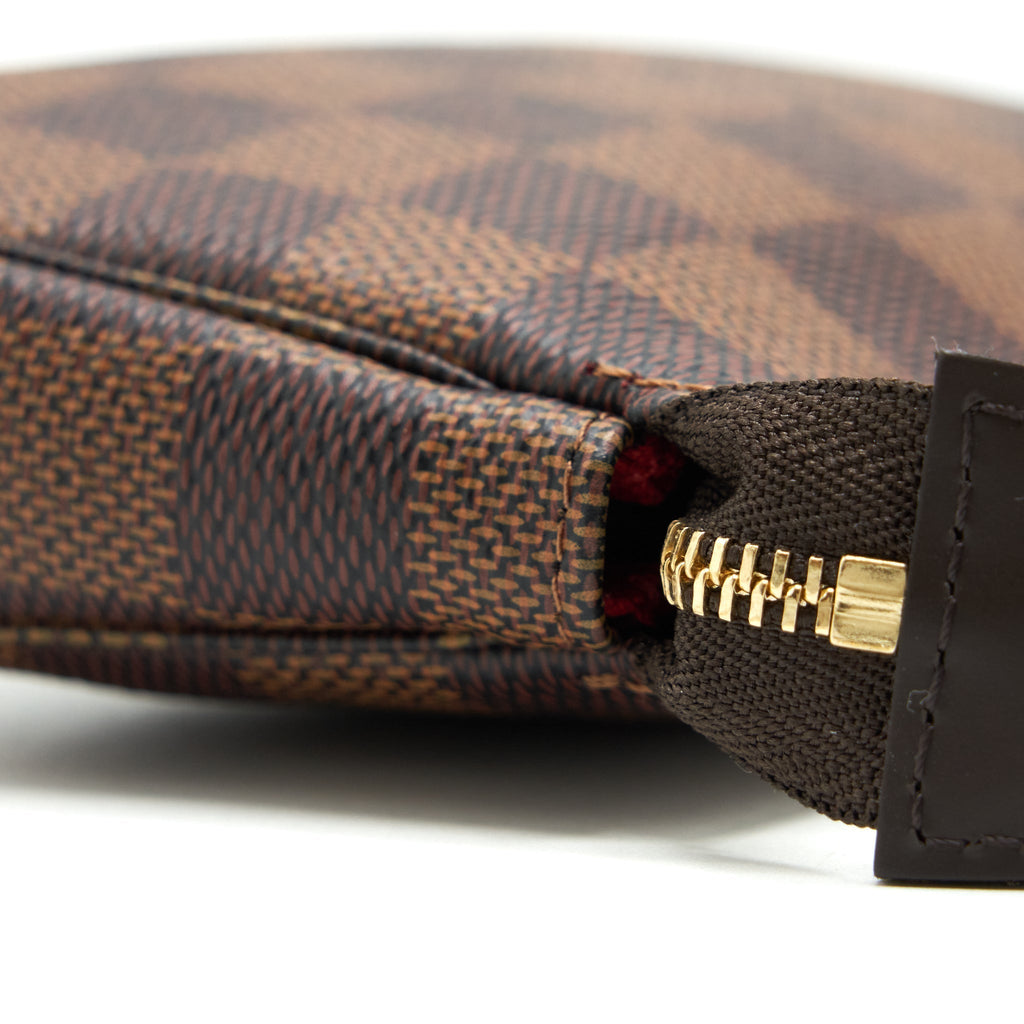 louis-vuitton-mini-pochette-accessories-damier-ebene-canvas-1