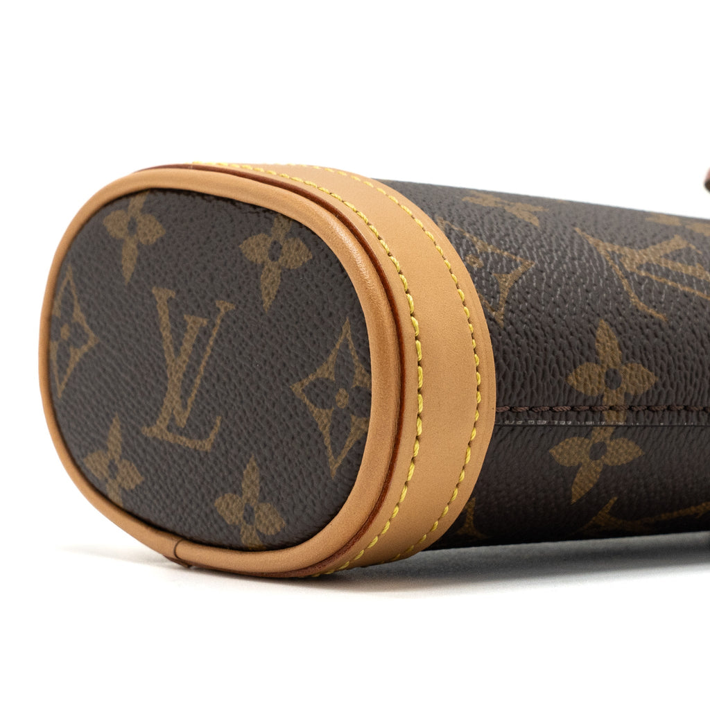 louis-vuitton-fold-me-pouch-monogram-canvas-ghwnew-version