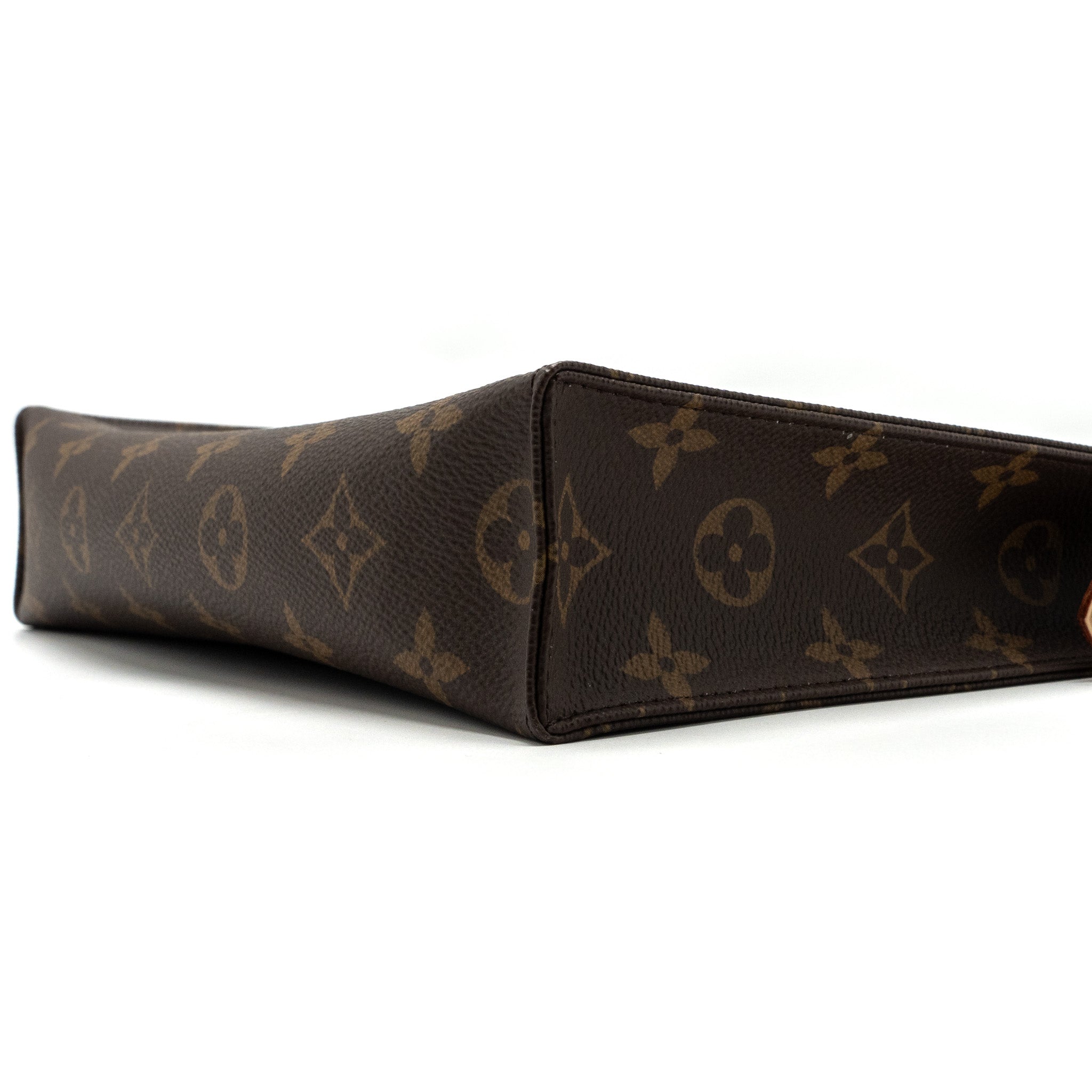 louis-vuitton-toiletry-pochette-monogram-canvas-ghw