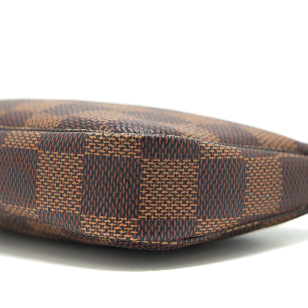 louis-vuitton-mini-pochette-accessories-damier-ebene-canvas-1