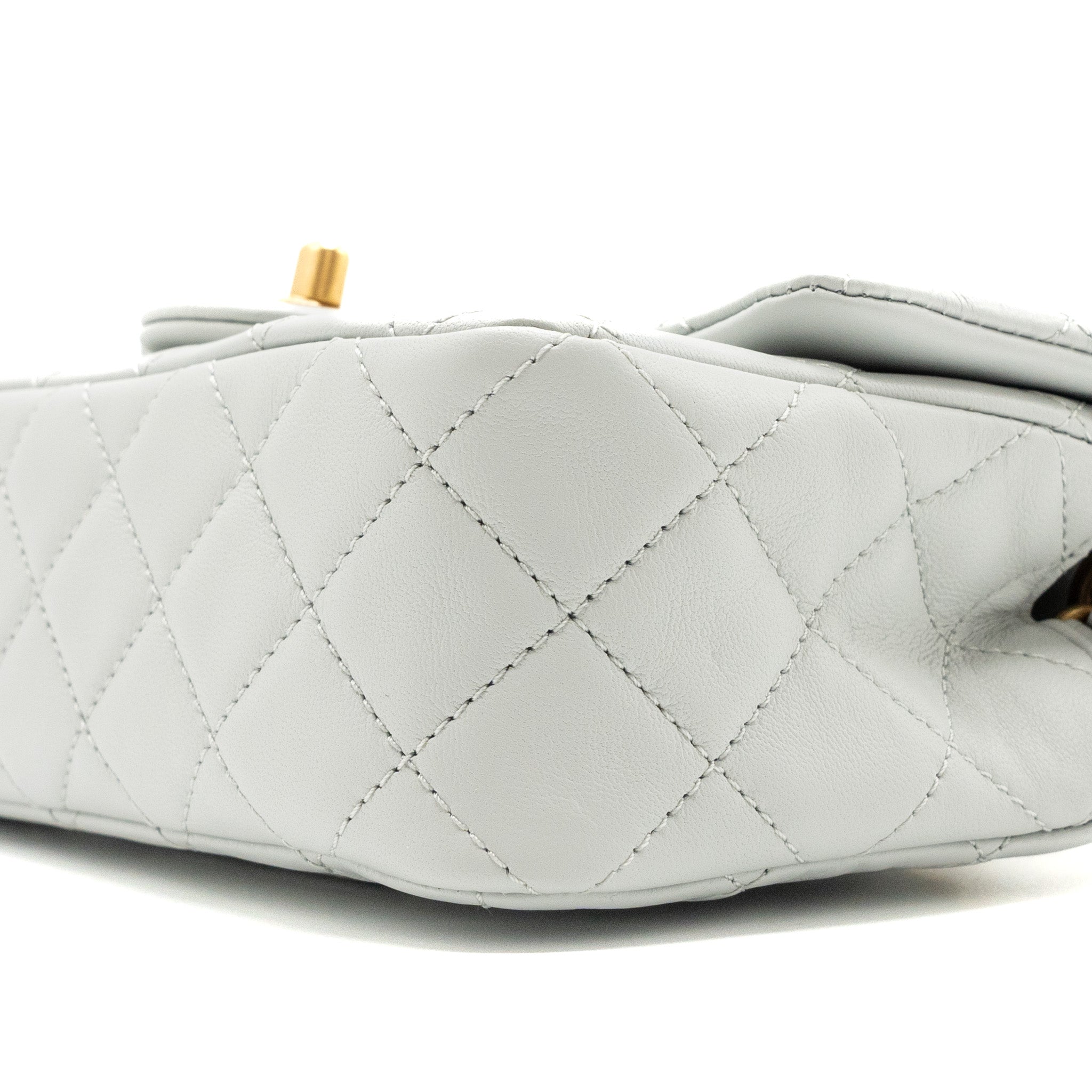 chanel-23c-pearl-crush-mini-rectangular-flap-bag-lambskin-light-grey-ghw-microchip