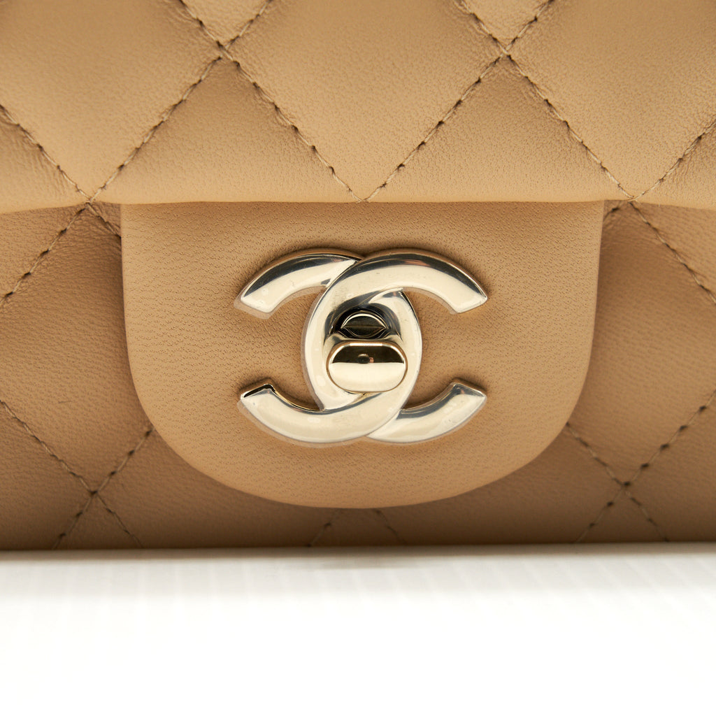 chanel-22c-mini-square-flap-bag-lambskin-beige-lghw