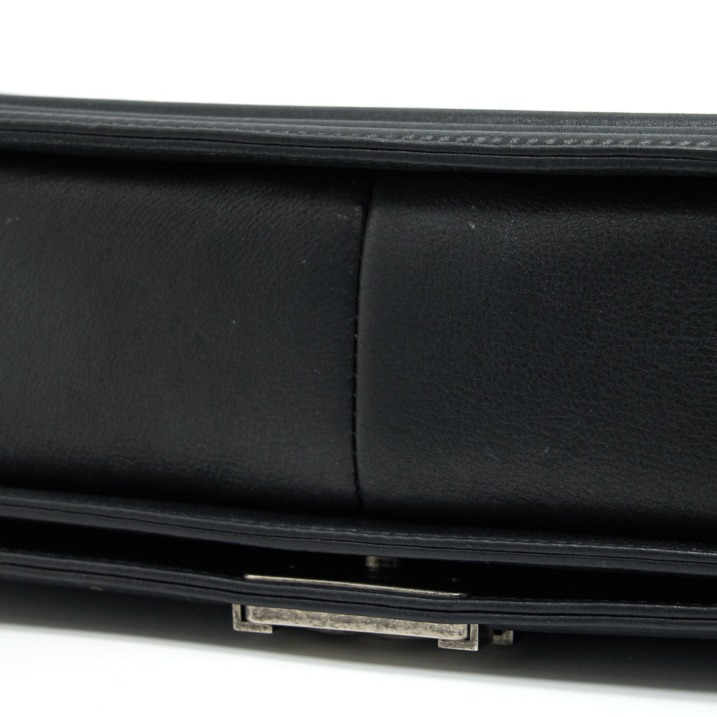 chanel-medium-boy-chanel-handbag-black-ruthenium-hardware