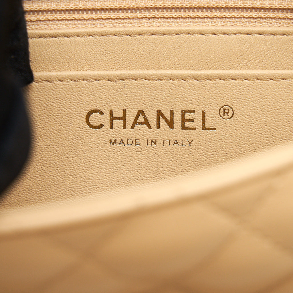 chanel-22c-mini-square-flap-bag-lambskin-beige-lghw